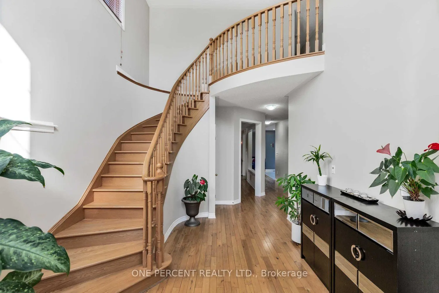 16 Mckenzie Way