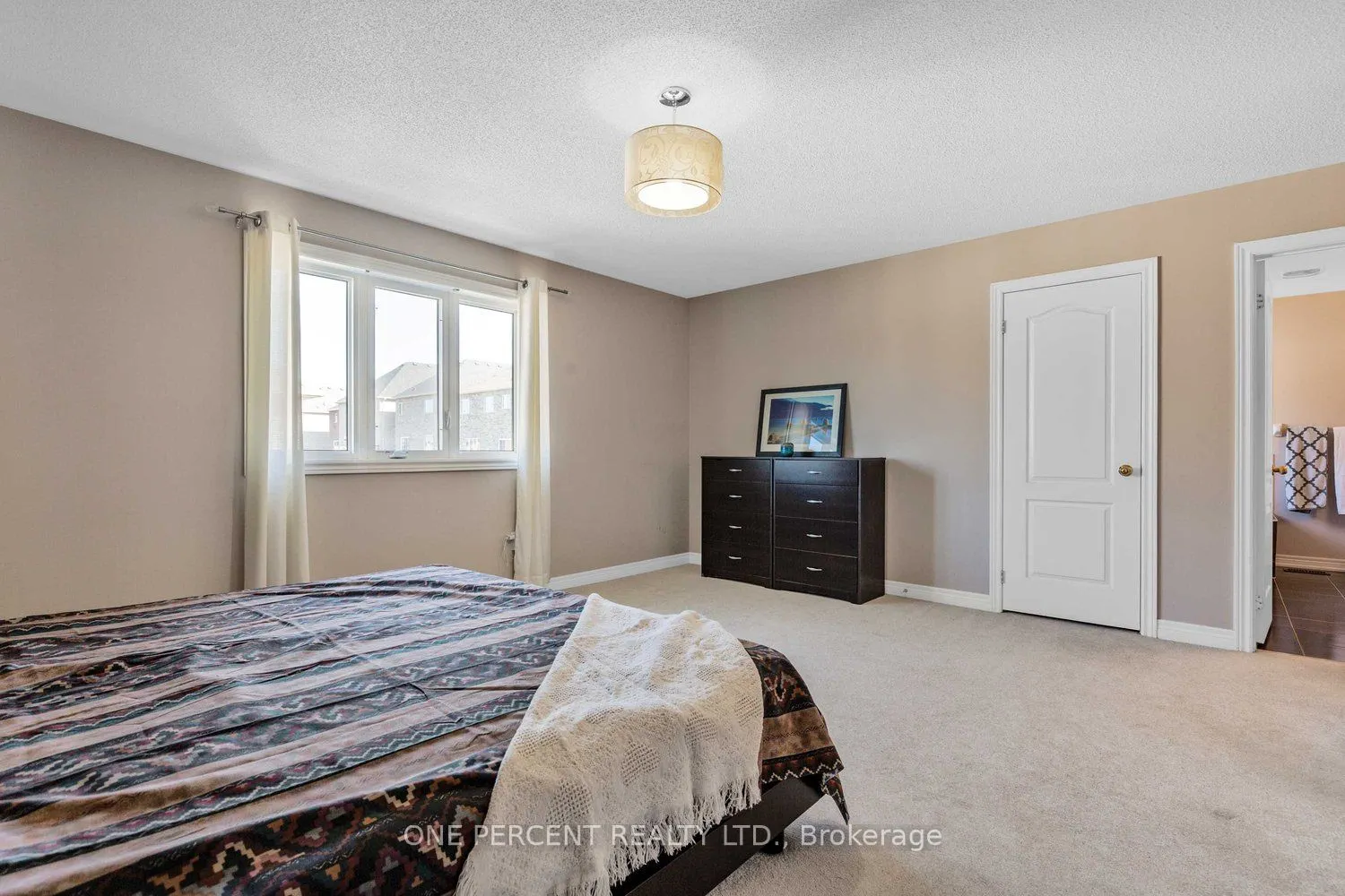 16 Mckenzie Way