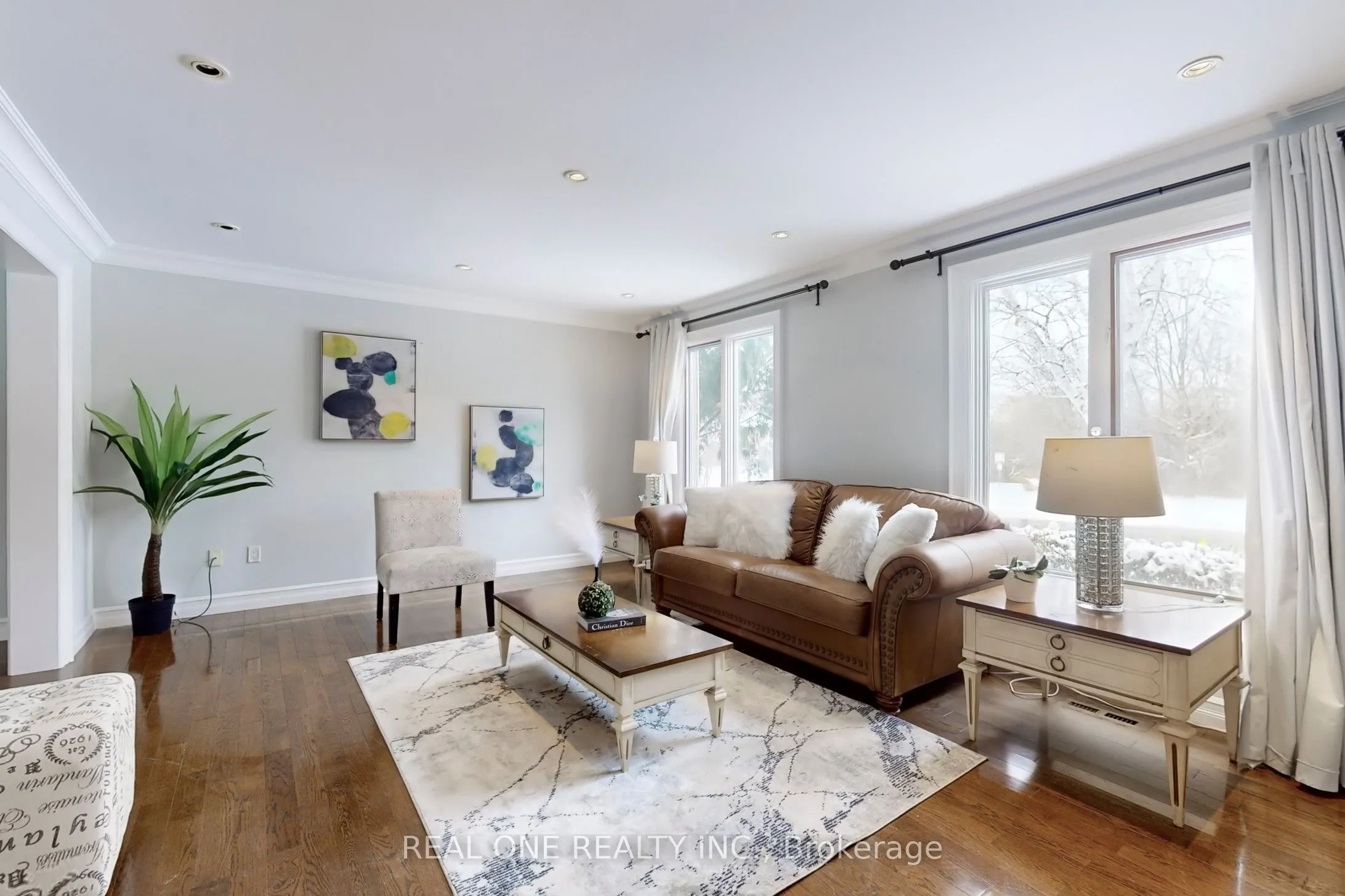 27 Aitken Circle