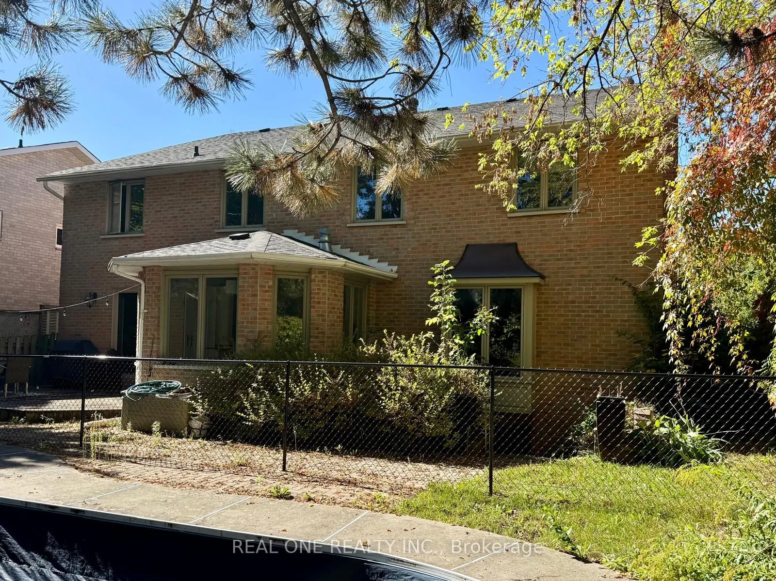 27 Aitken Circle
