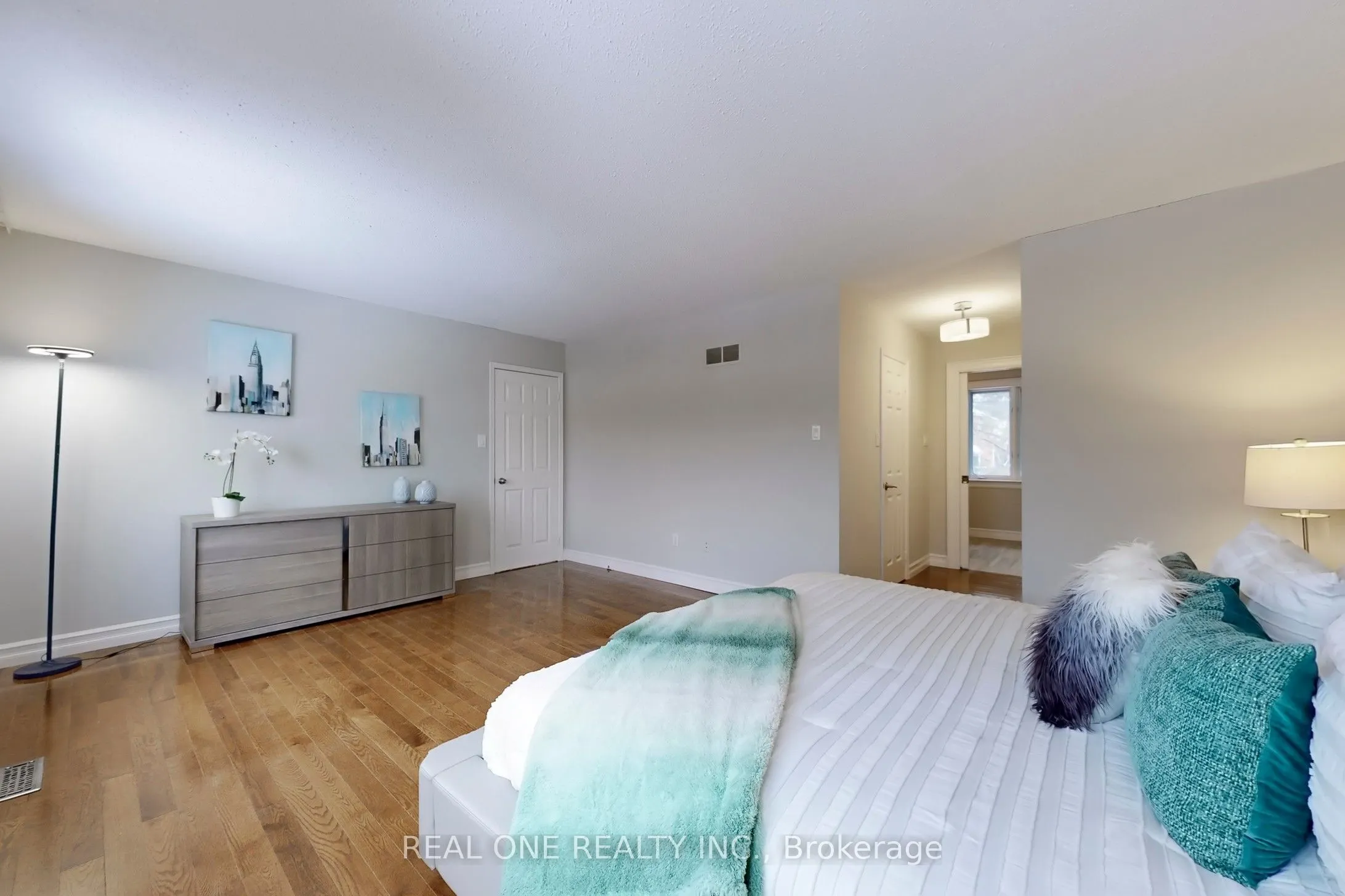 27 Aitken Circle