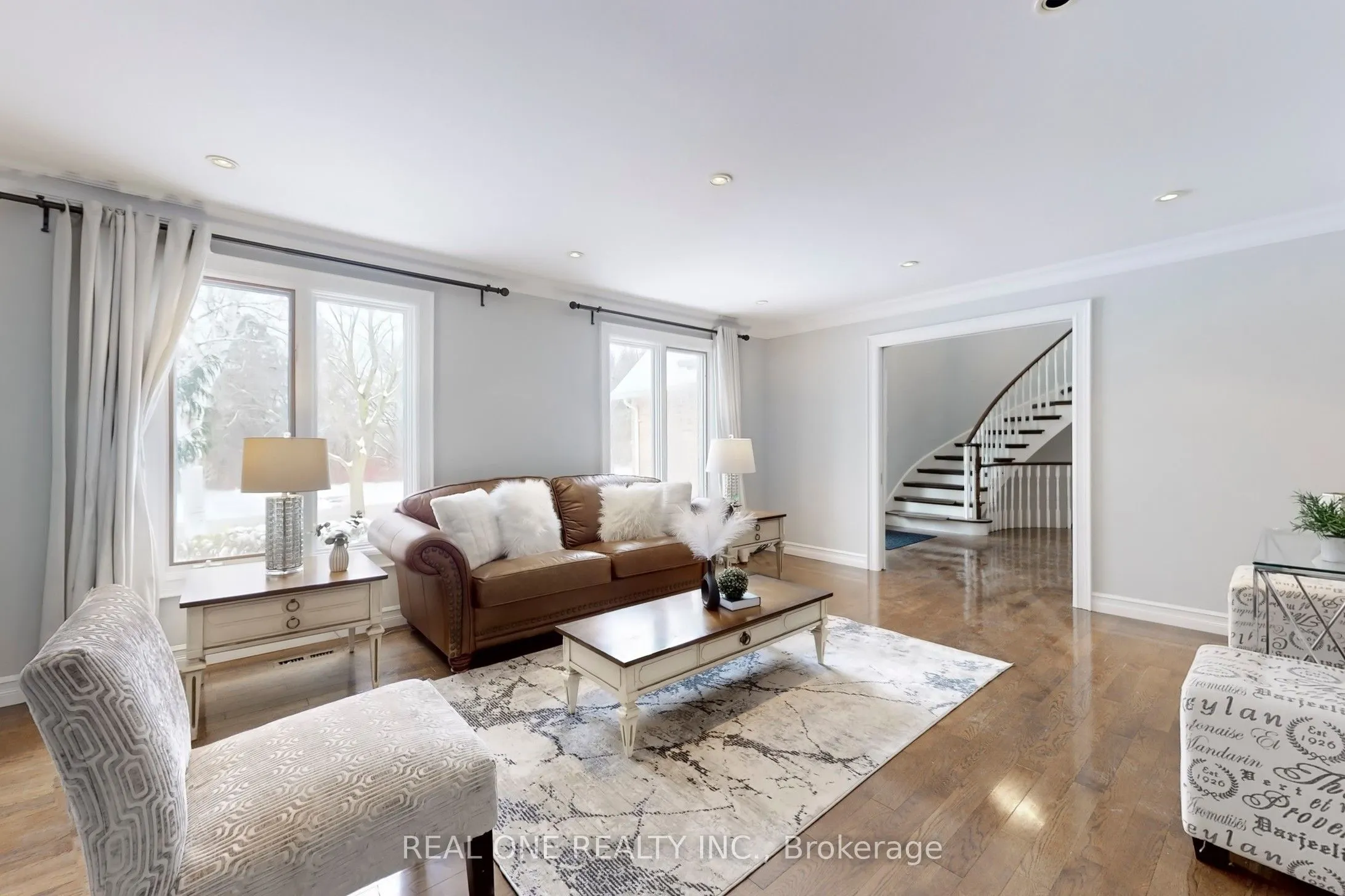 27 Aitken Circle