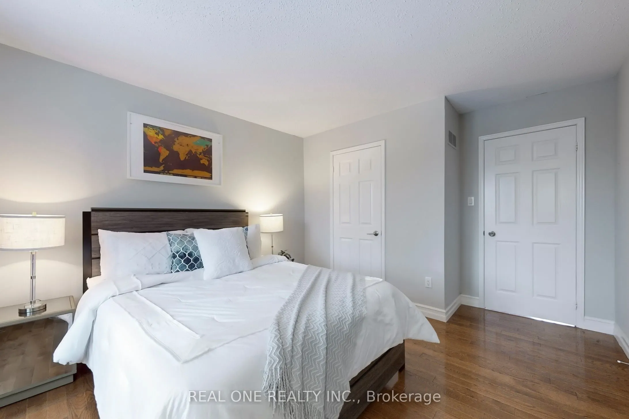 27 Aitken Circle