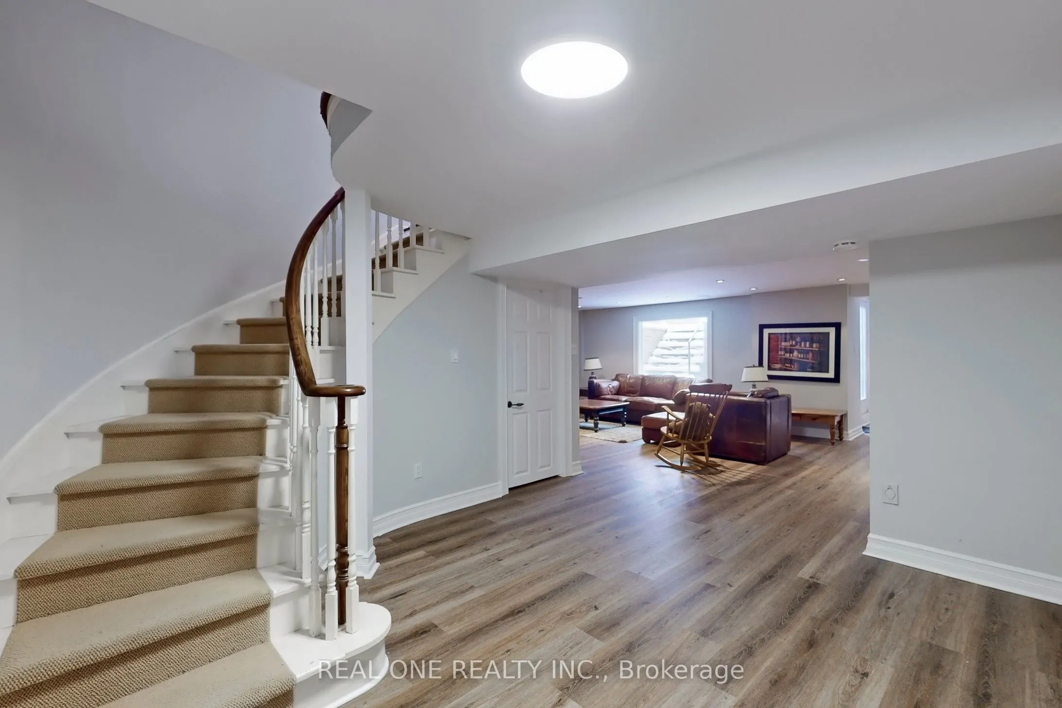 27 Aitken Circle
