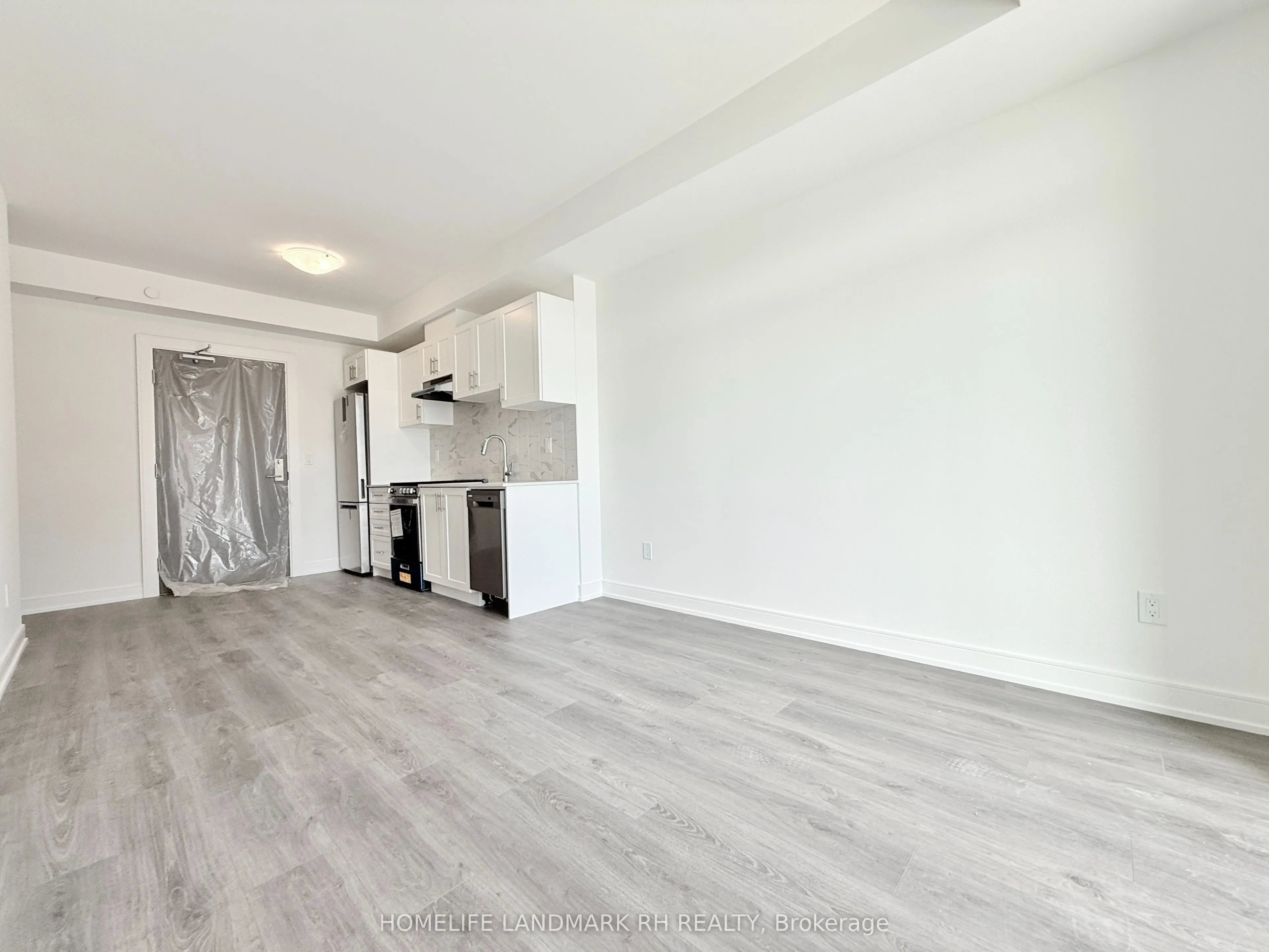 715 Davis Drive, #B204
