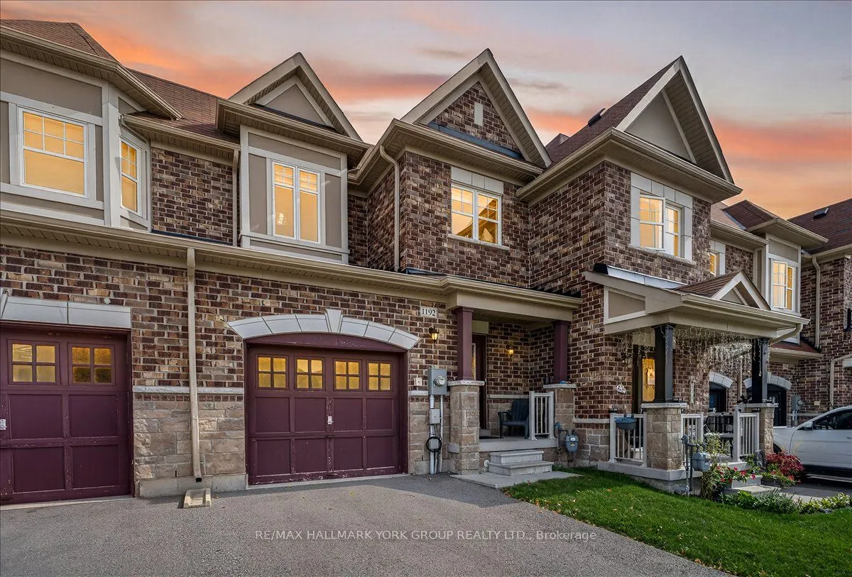 1192 Peelar Crescent