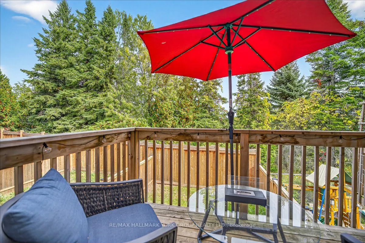 1192 Peelar Crescent
