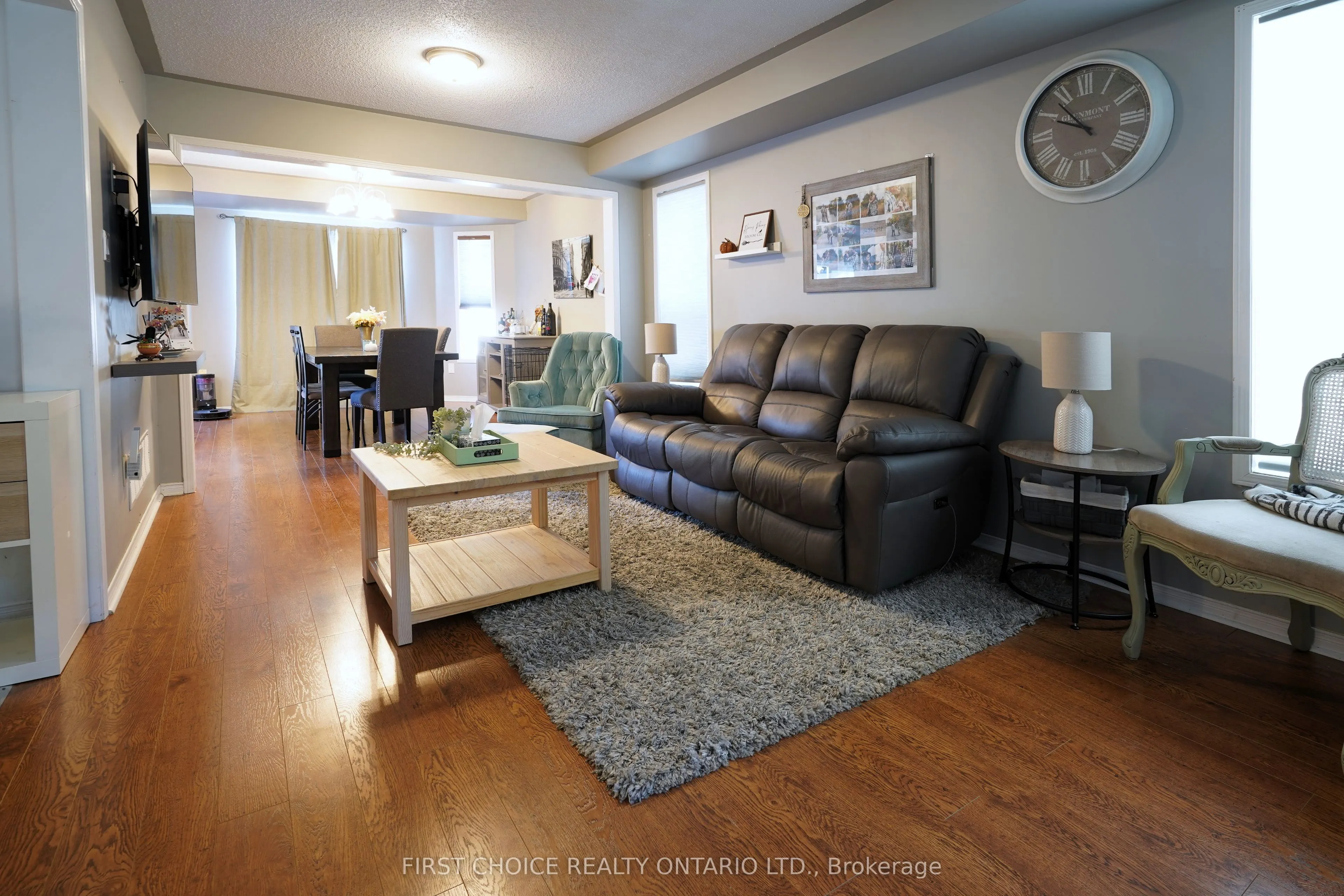 42 Gunning Crescent