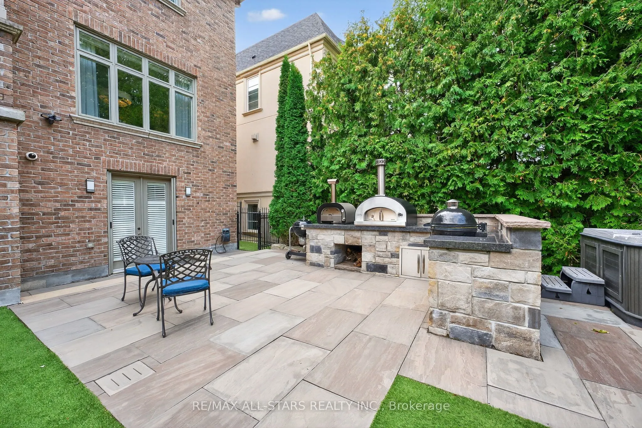 126 Hillview Road