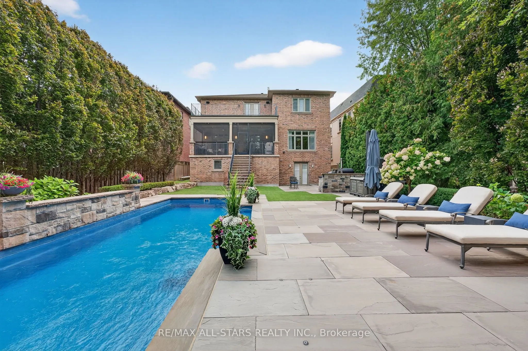 126 Hillview Road