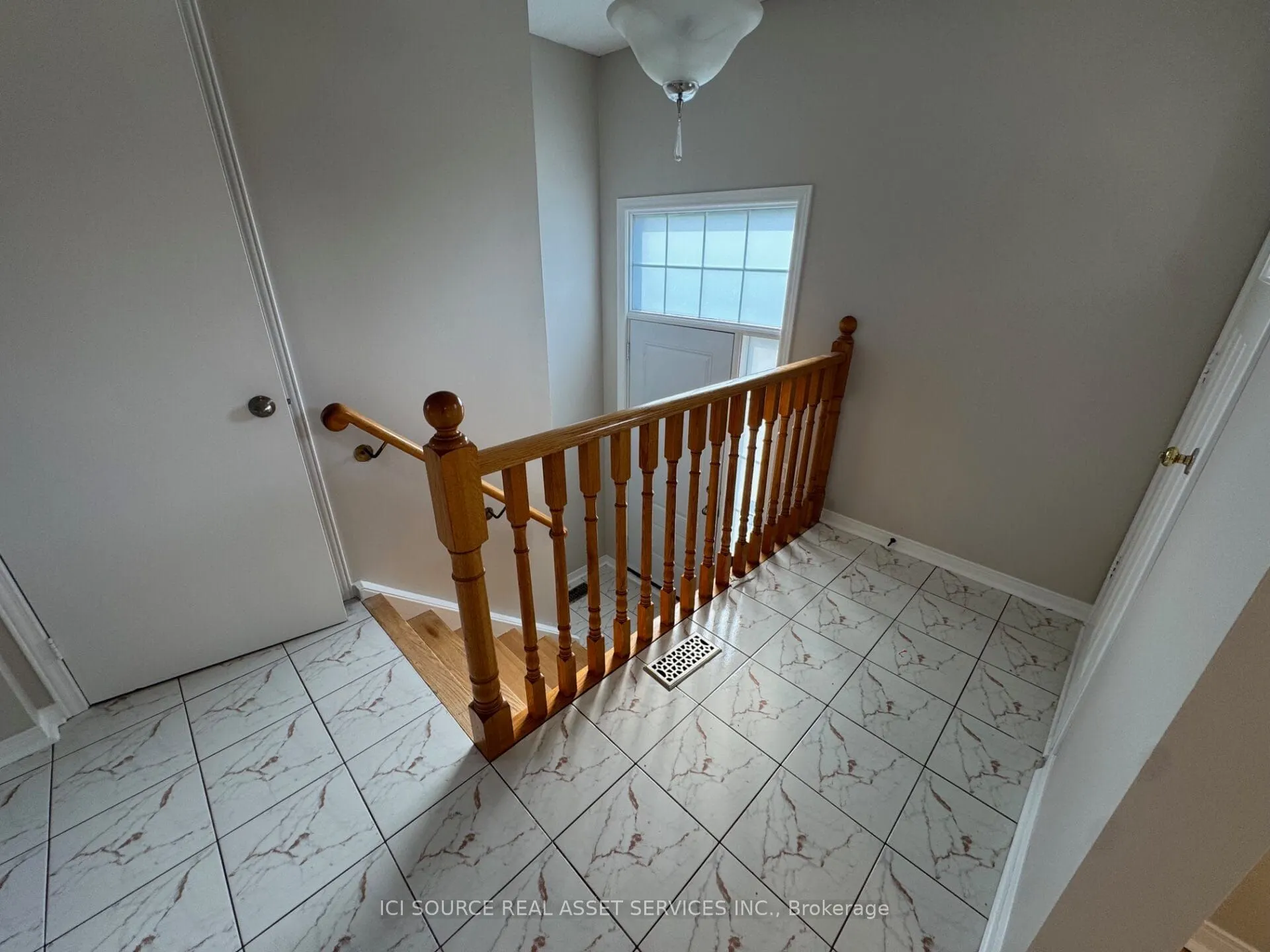 115 Tall Grass Trail, #Upper