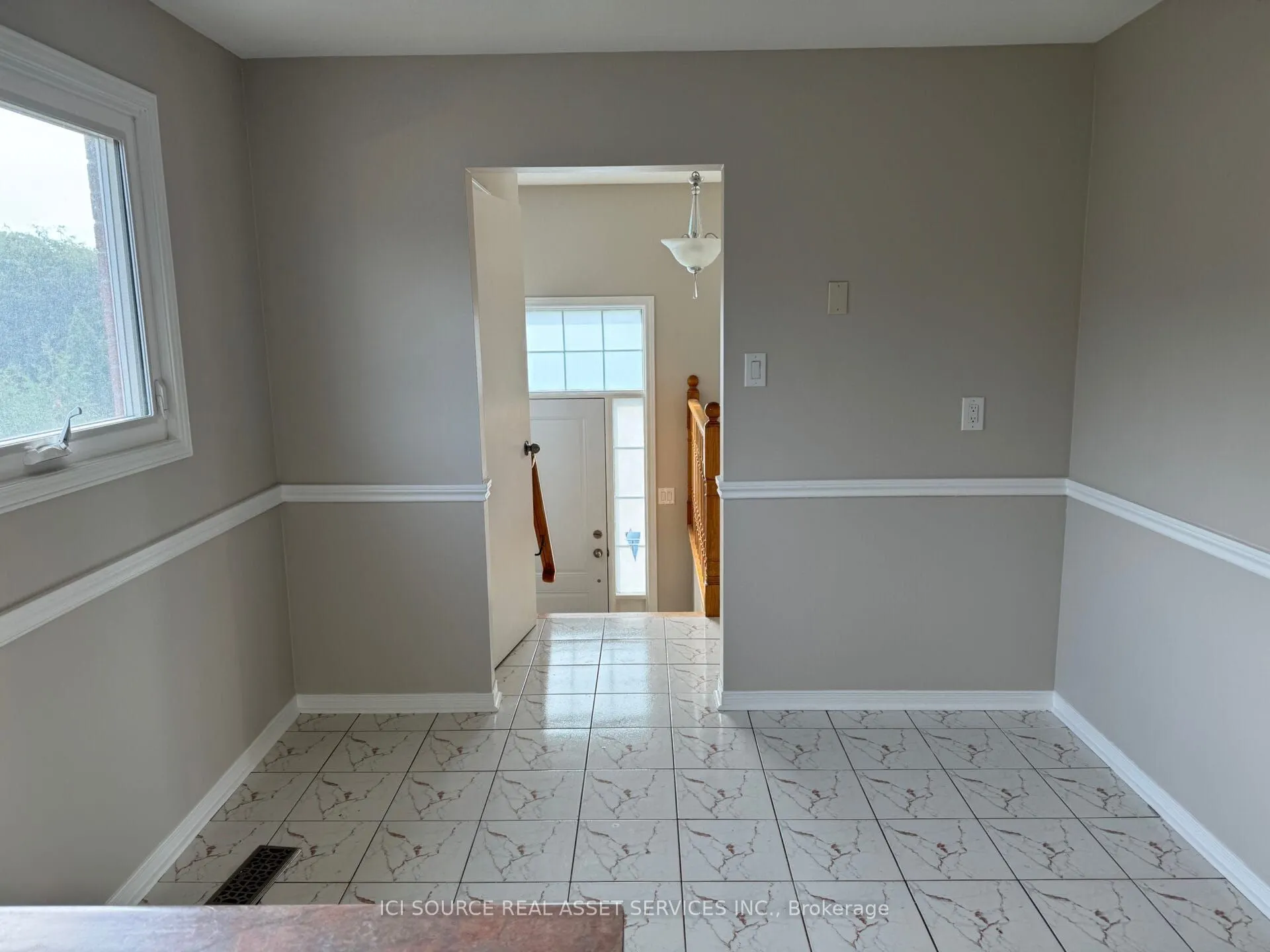 115 Tall Grass Trail, #Upper