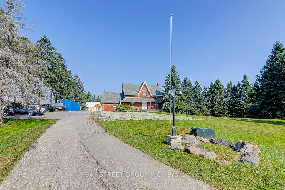 2768 Davis Drive
