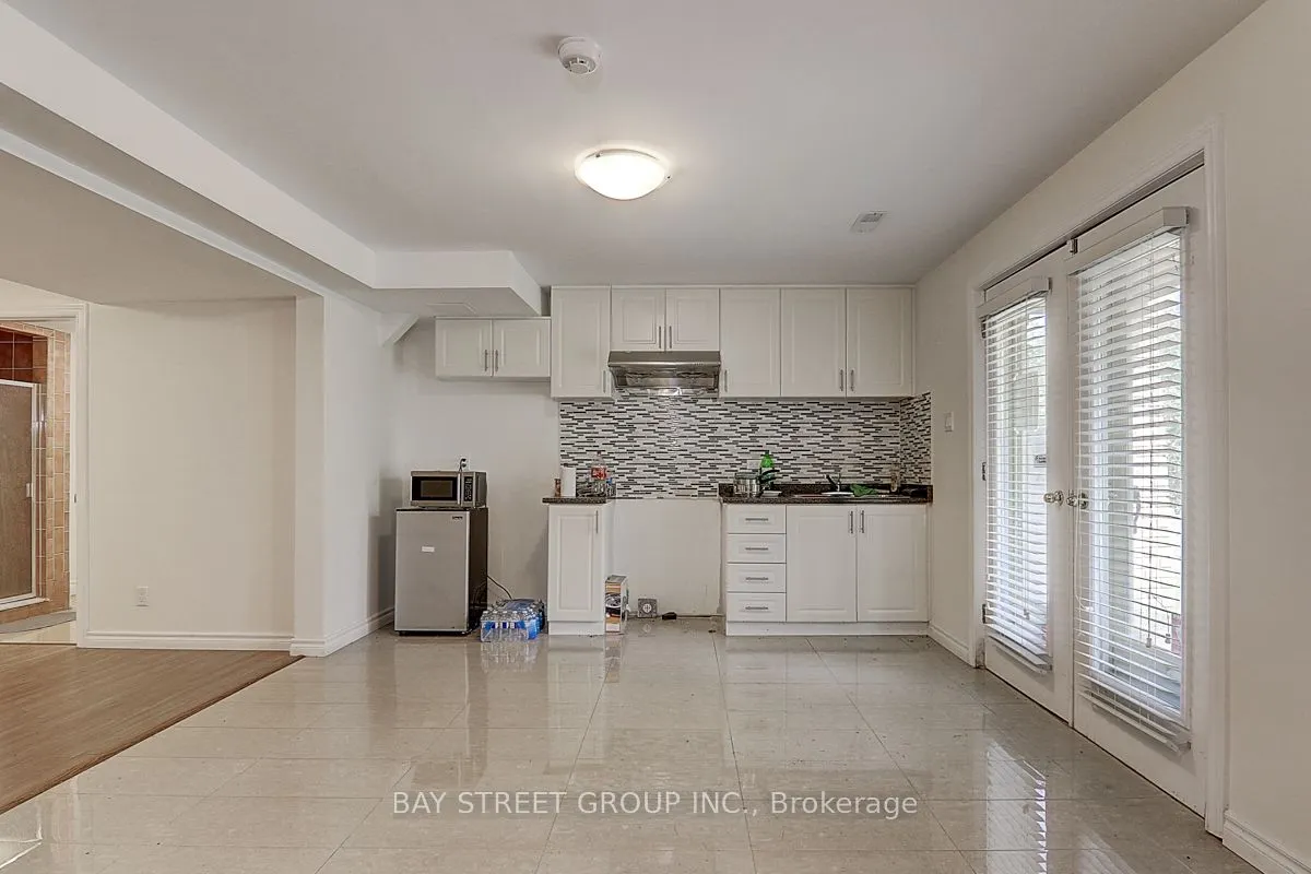 2768 Davis Drive
