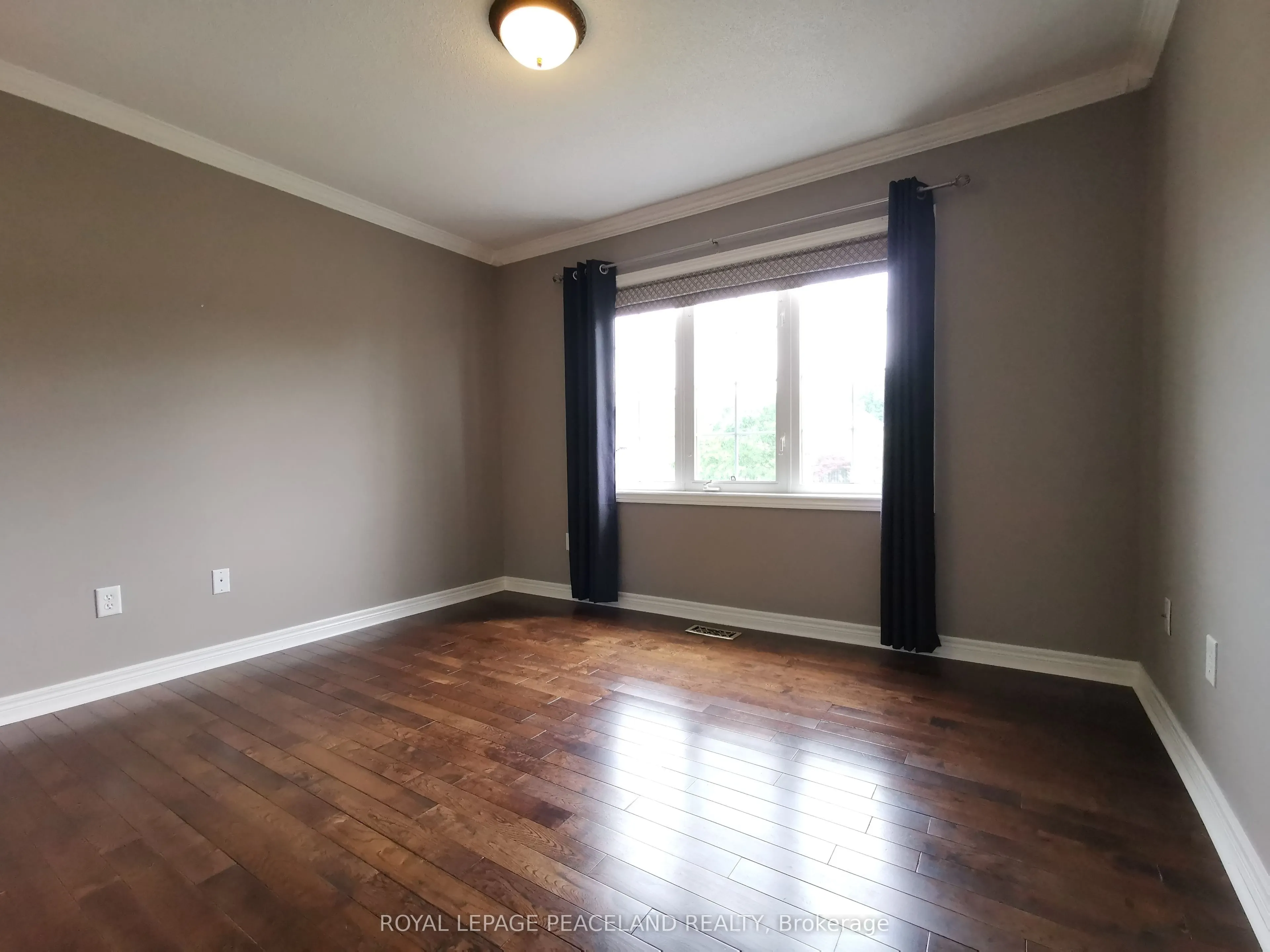 48 Barberry Crescent