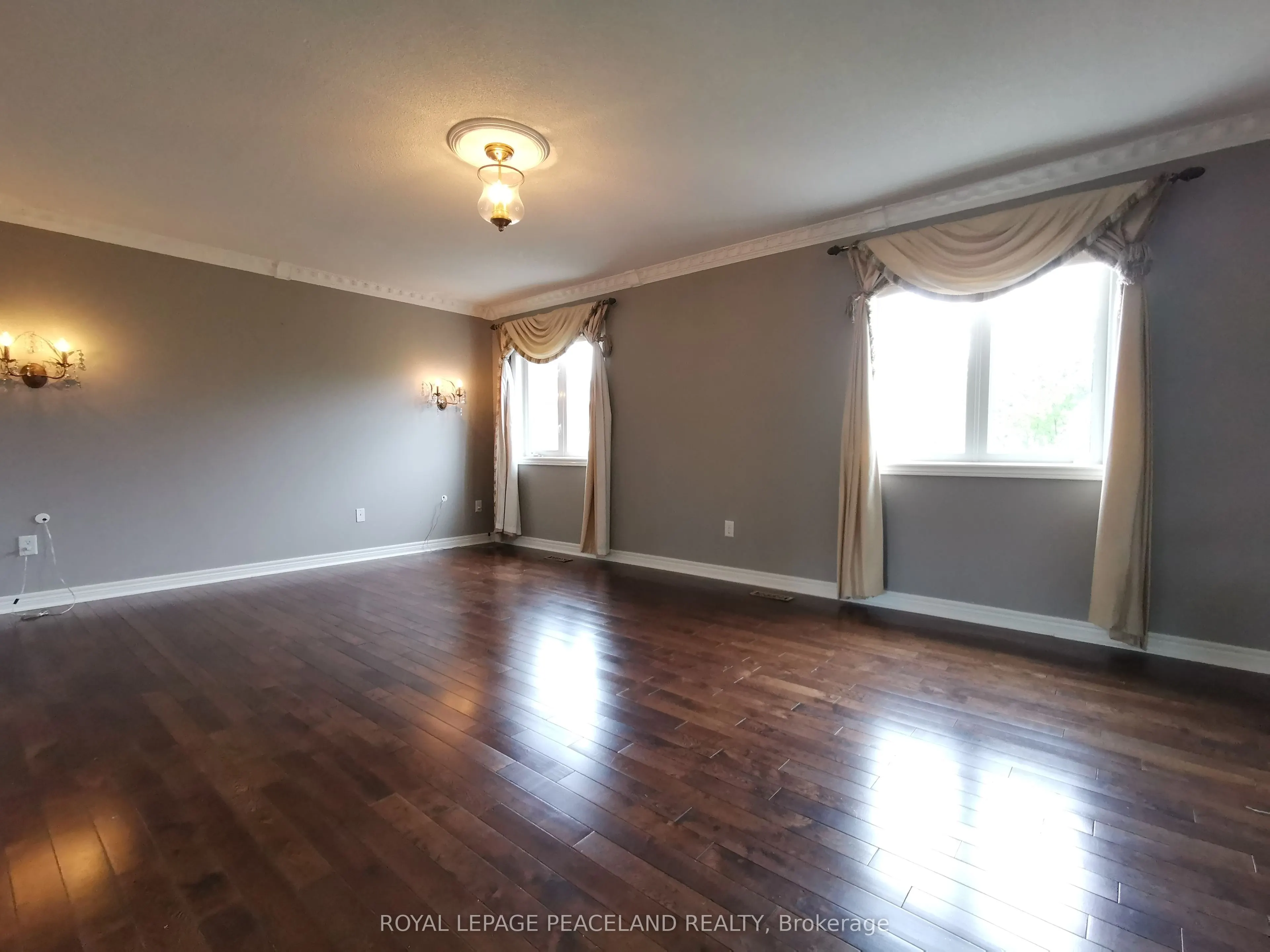 48 Barberry Crescent