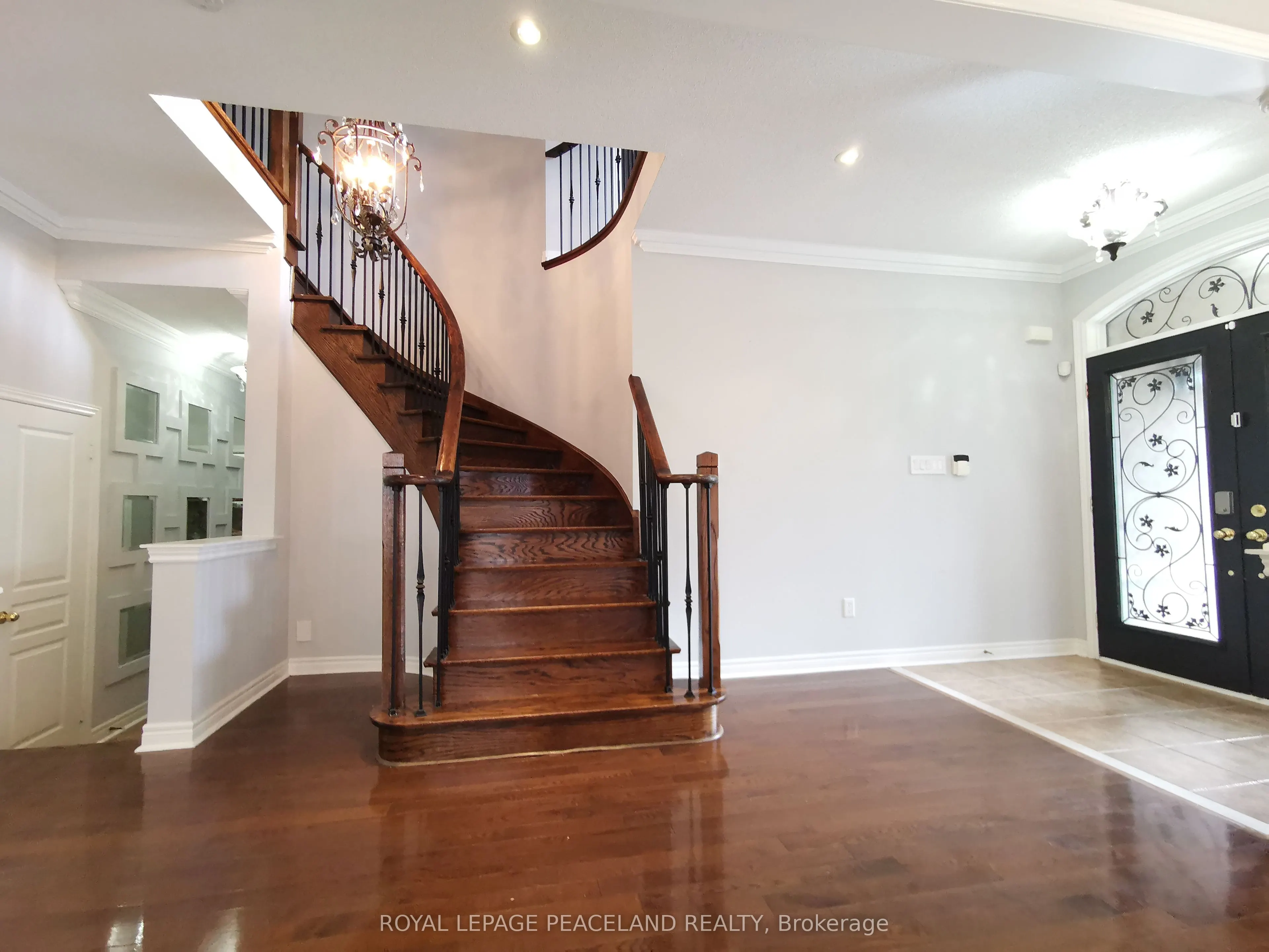 48 Barberry Crescent