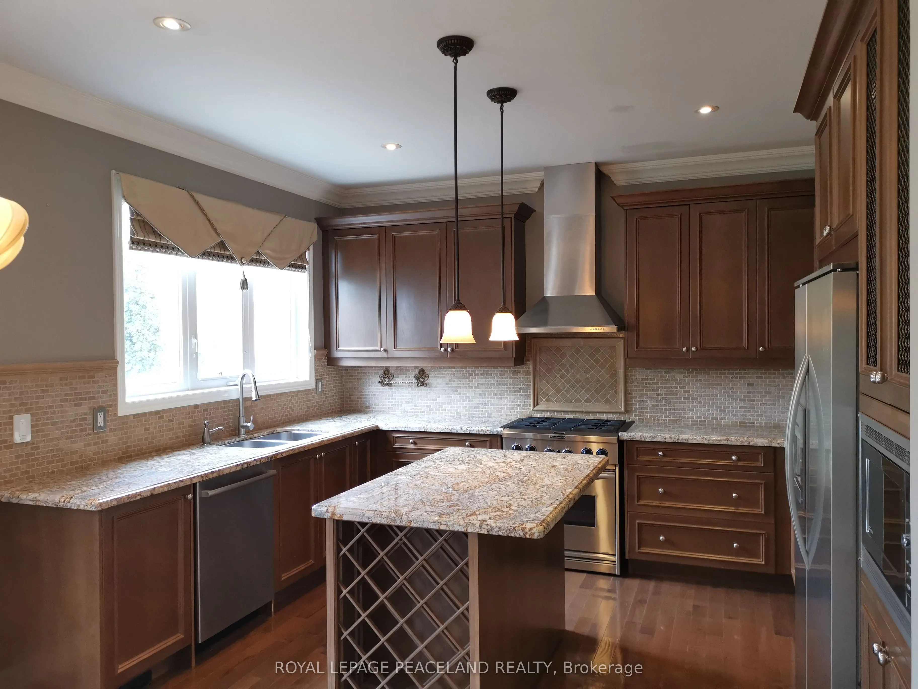 48 Barberry Crescent