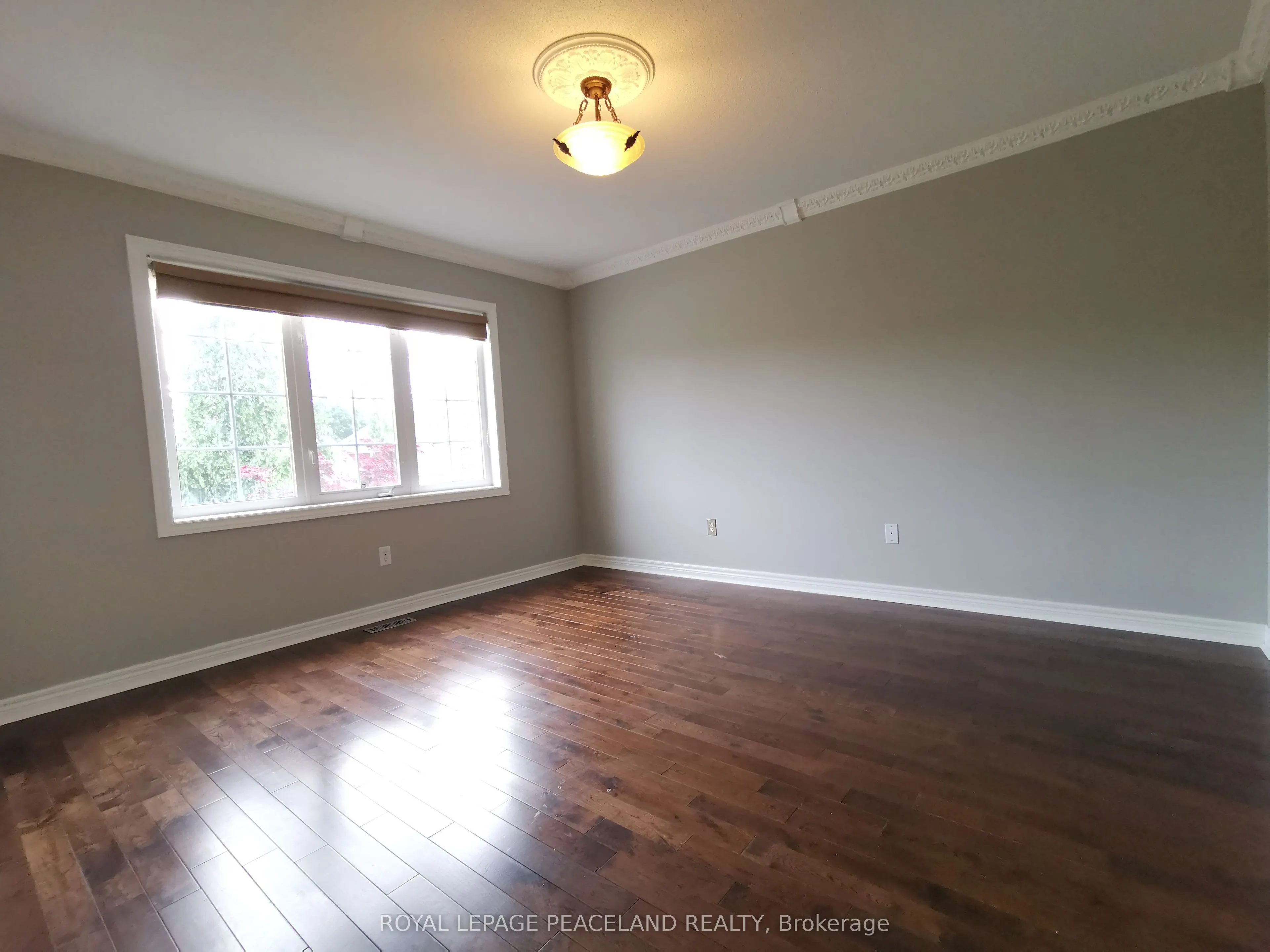 48 Barberry Crescent