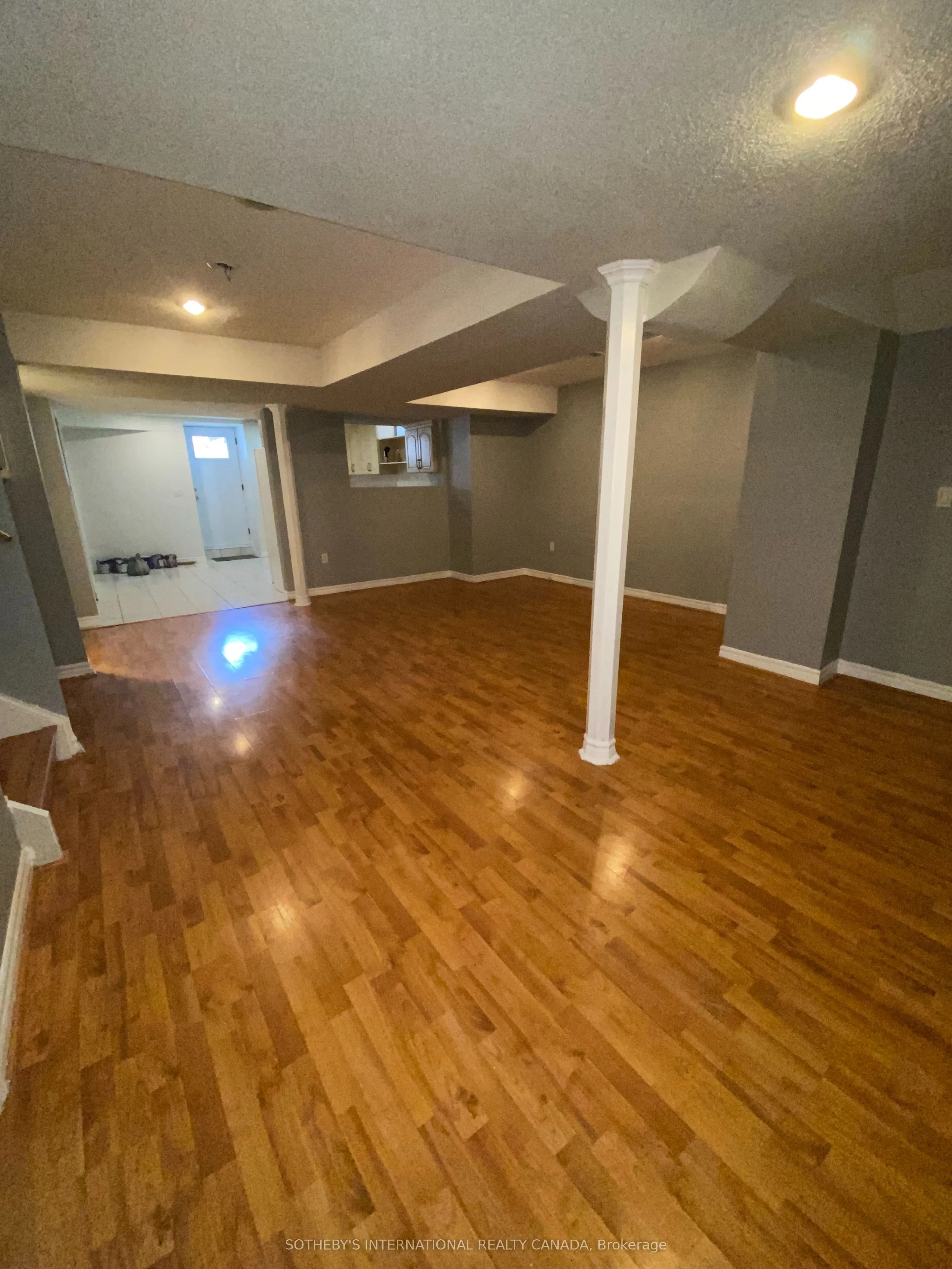 131 Via Carmine Avenue, #Lower