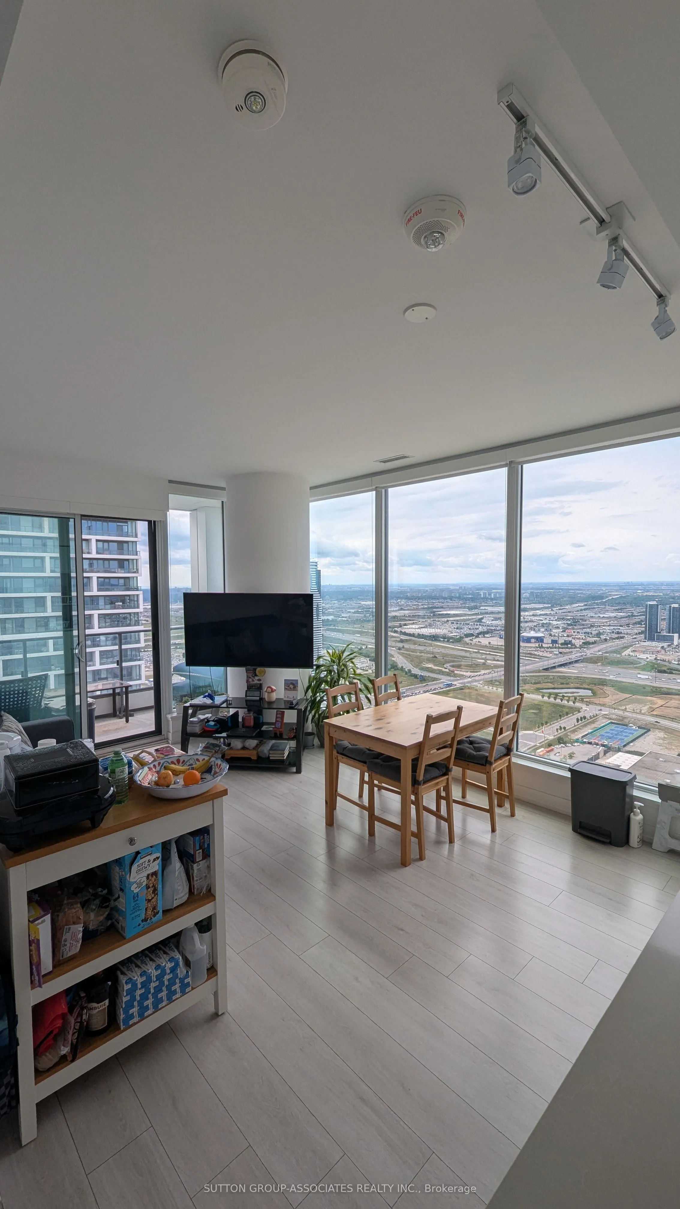 898 Portage Parkway, #5909