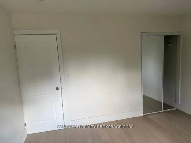 206 Parkview Crescent