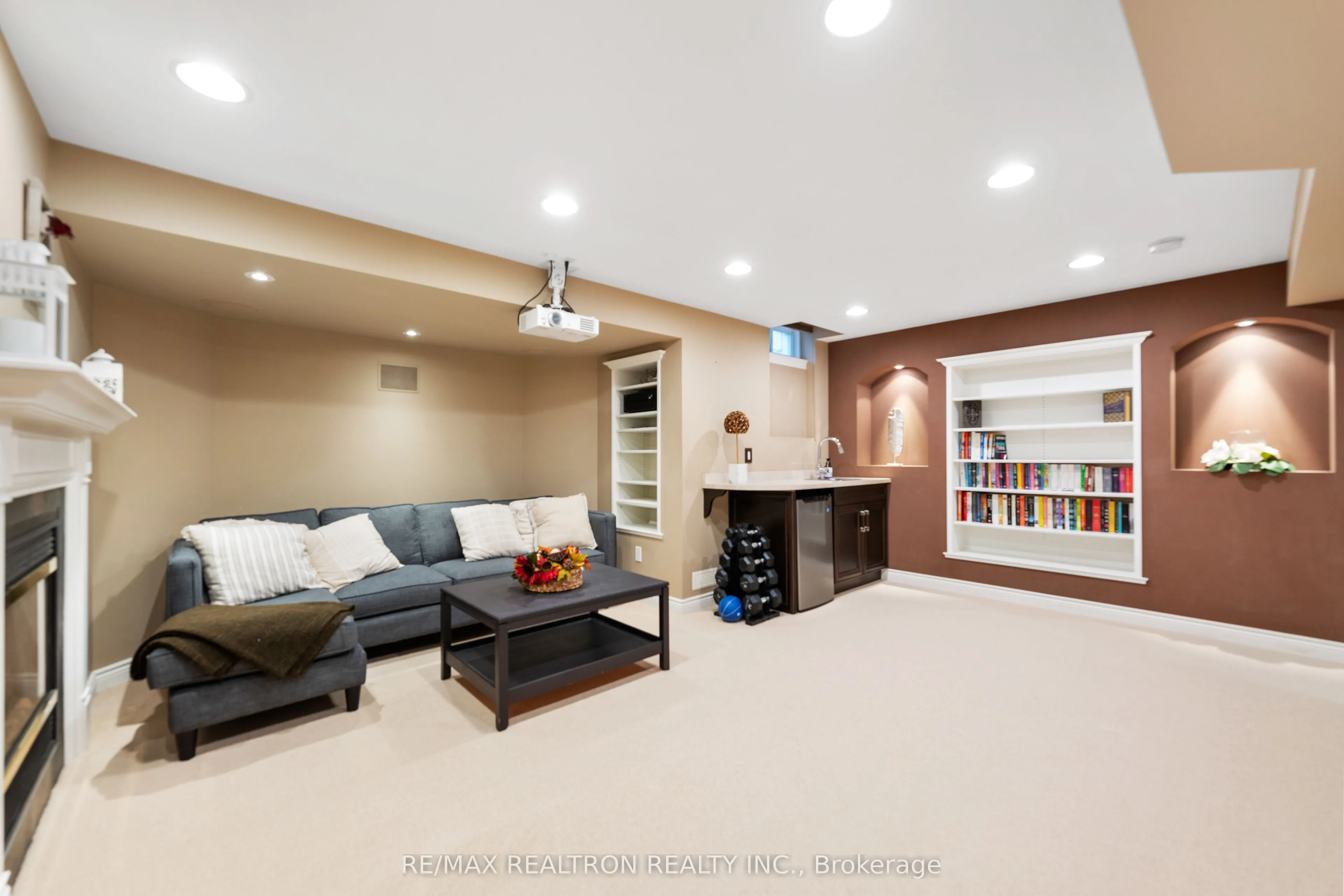 499 Silken Laumann Drive