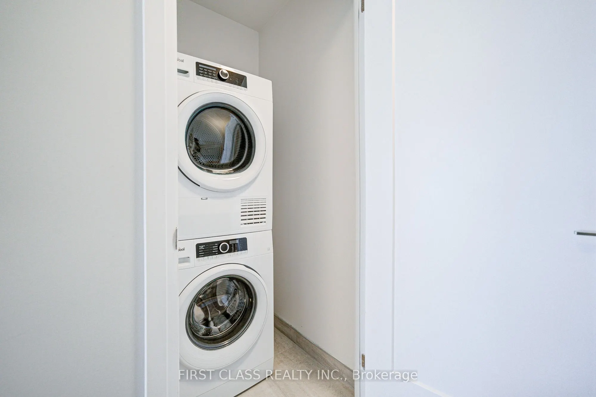 18 Water Walk Drive, #3106