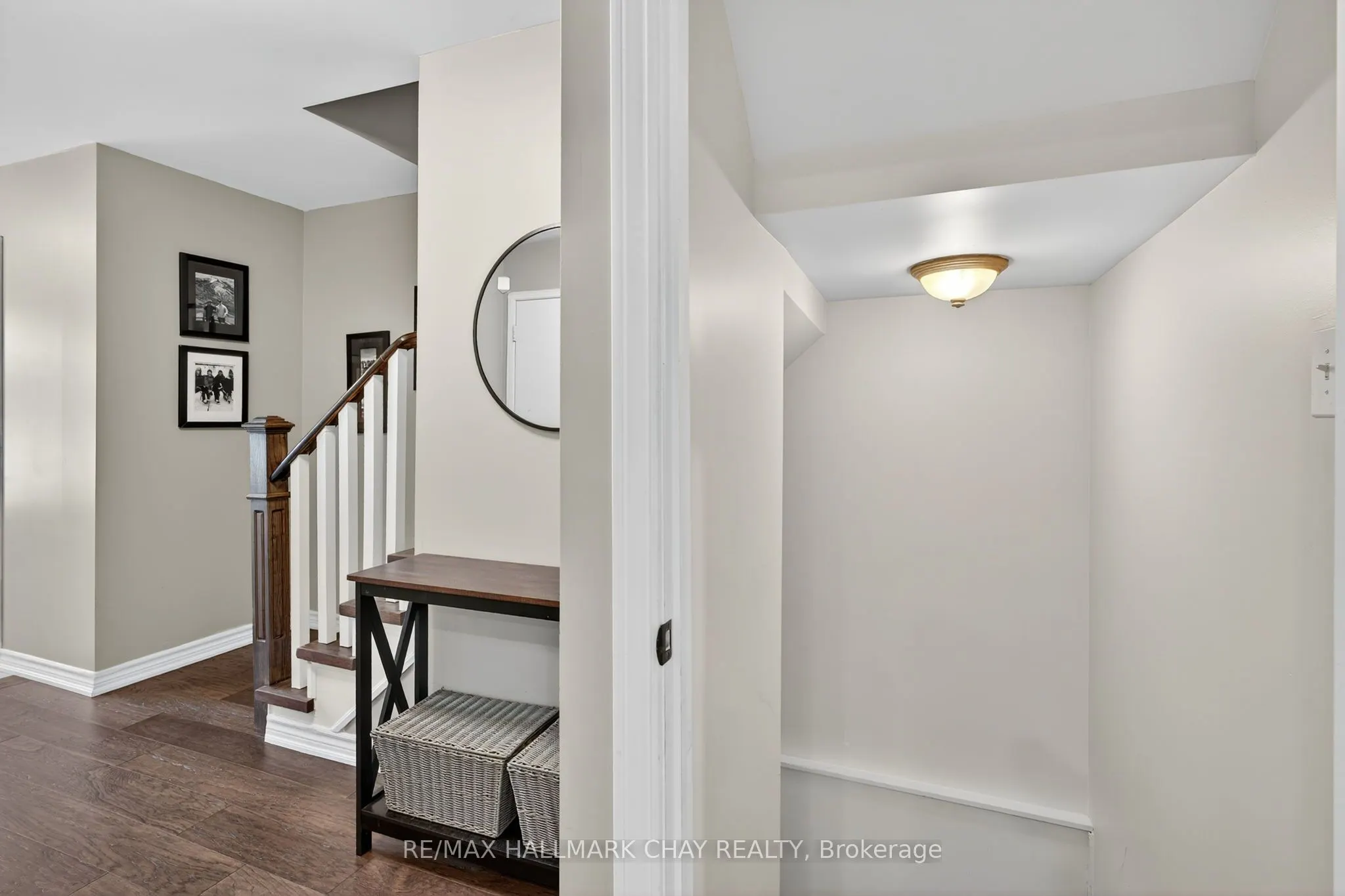 53 McKnight Crescent