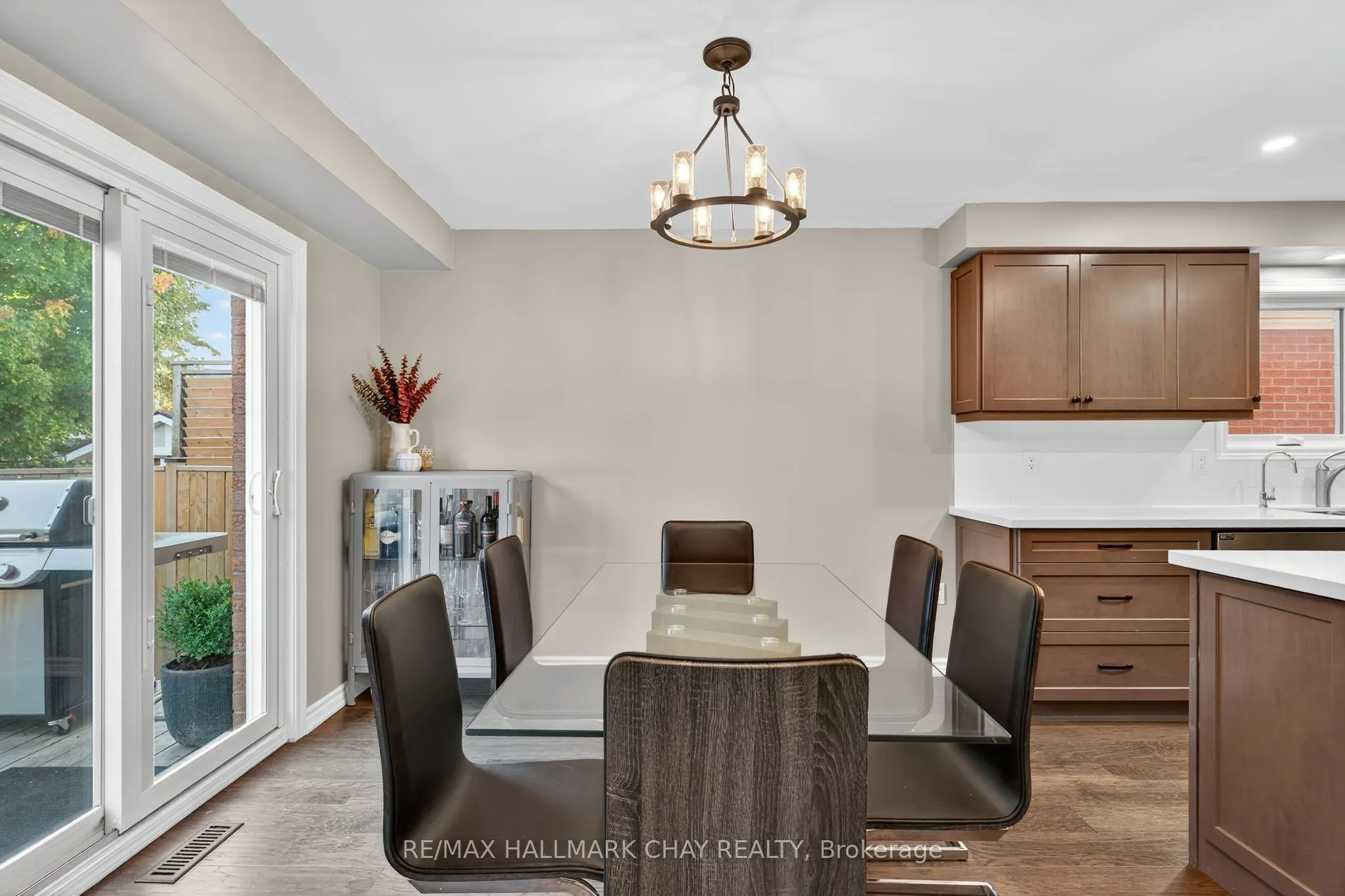 53 McKnight Crescent