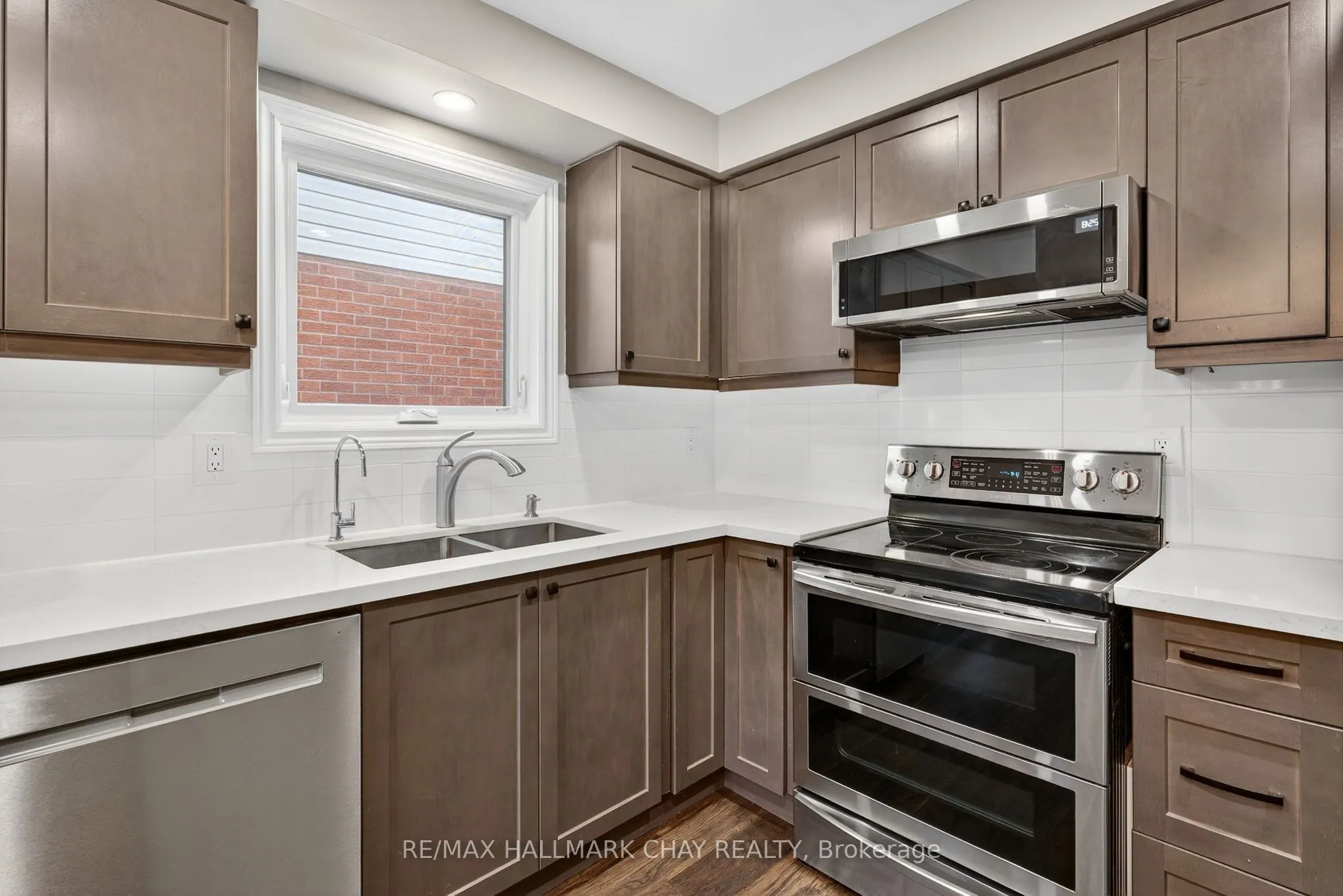 53 McKnight Crescent