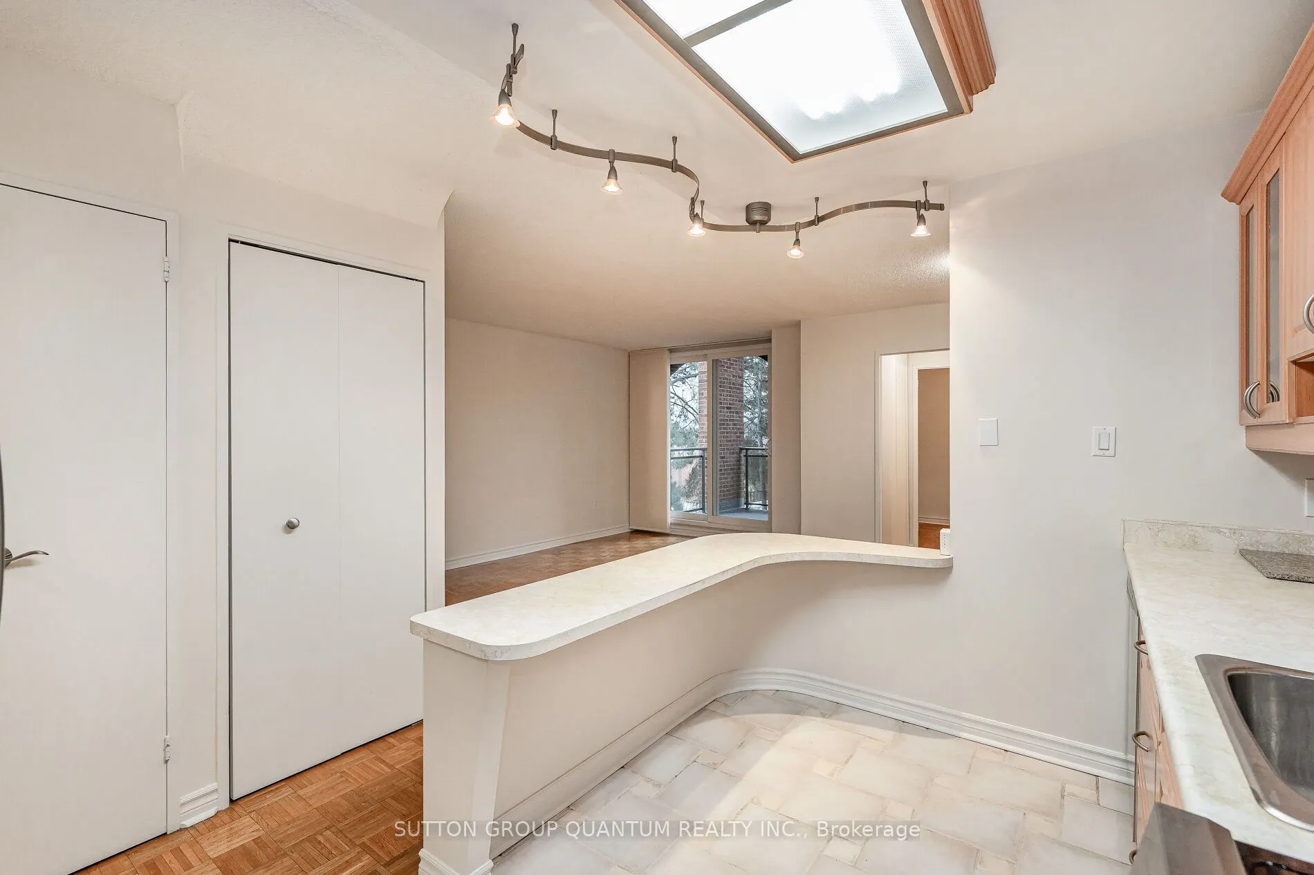 16B Elgin Street, #57