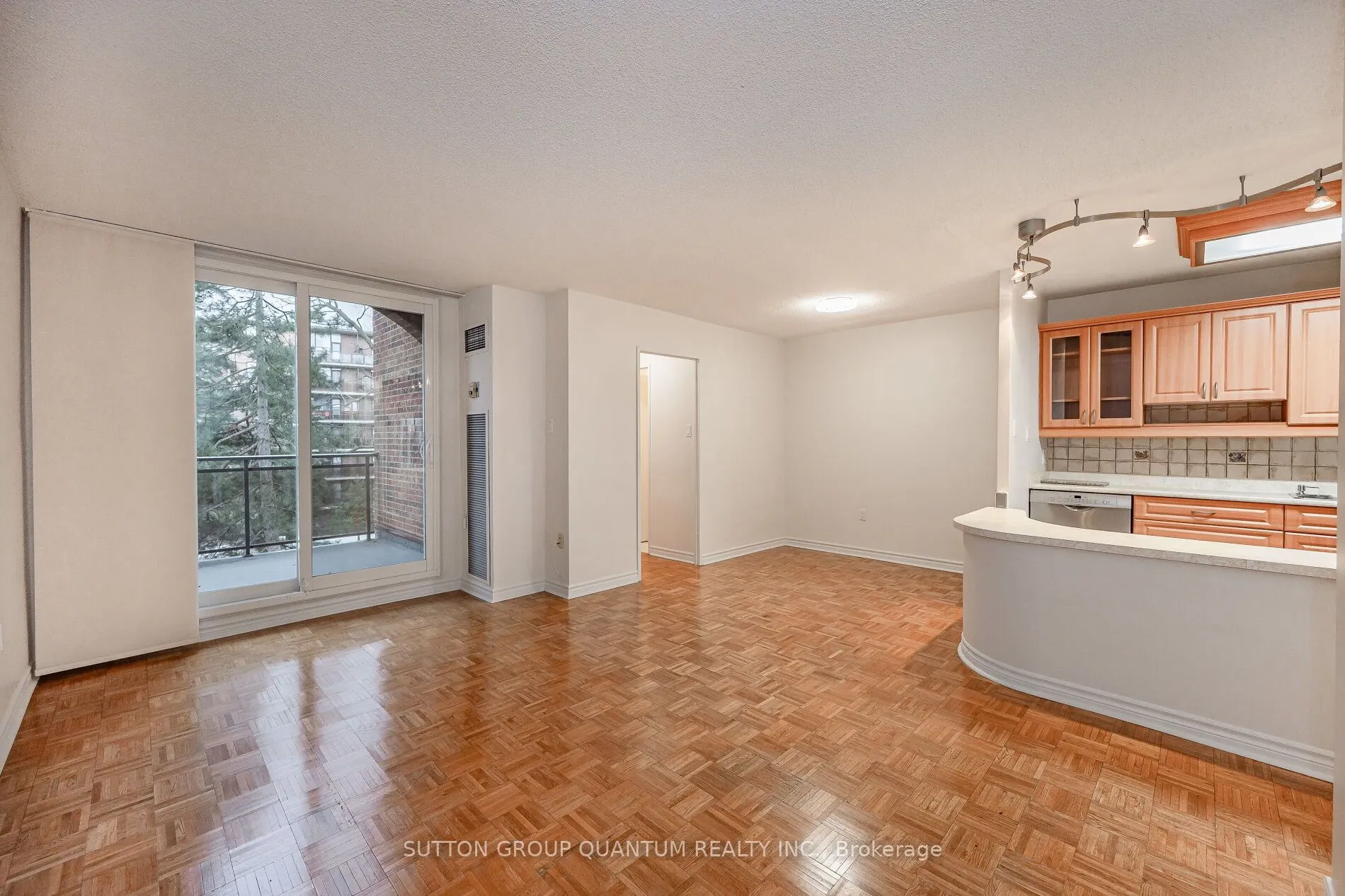 16B Elgin Street, #57