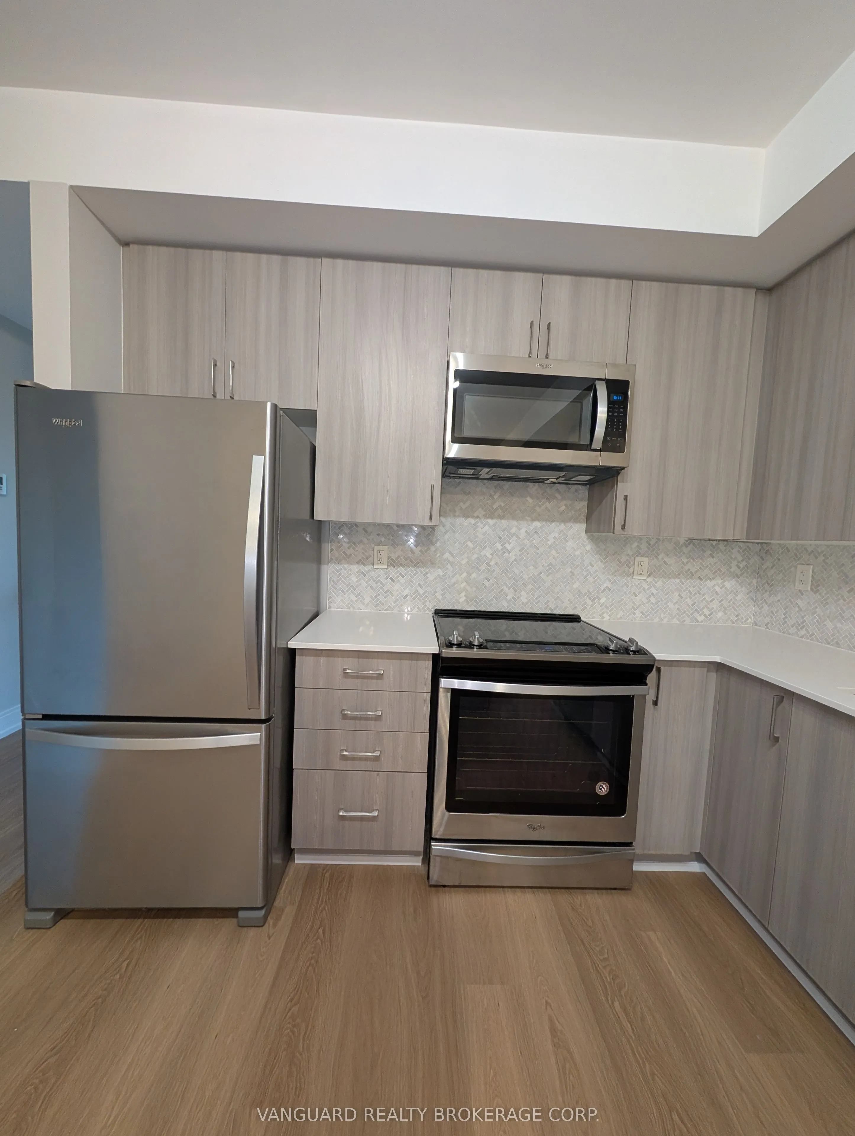 201 Pine Grove Road, #410