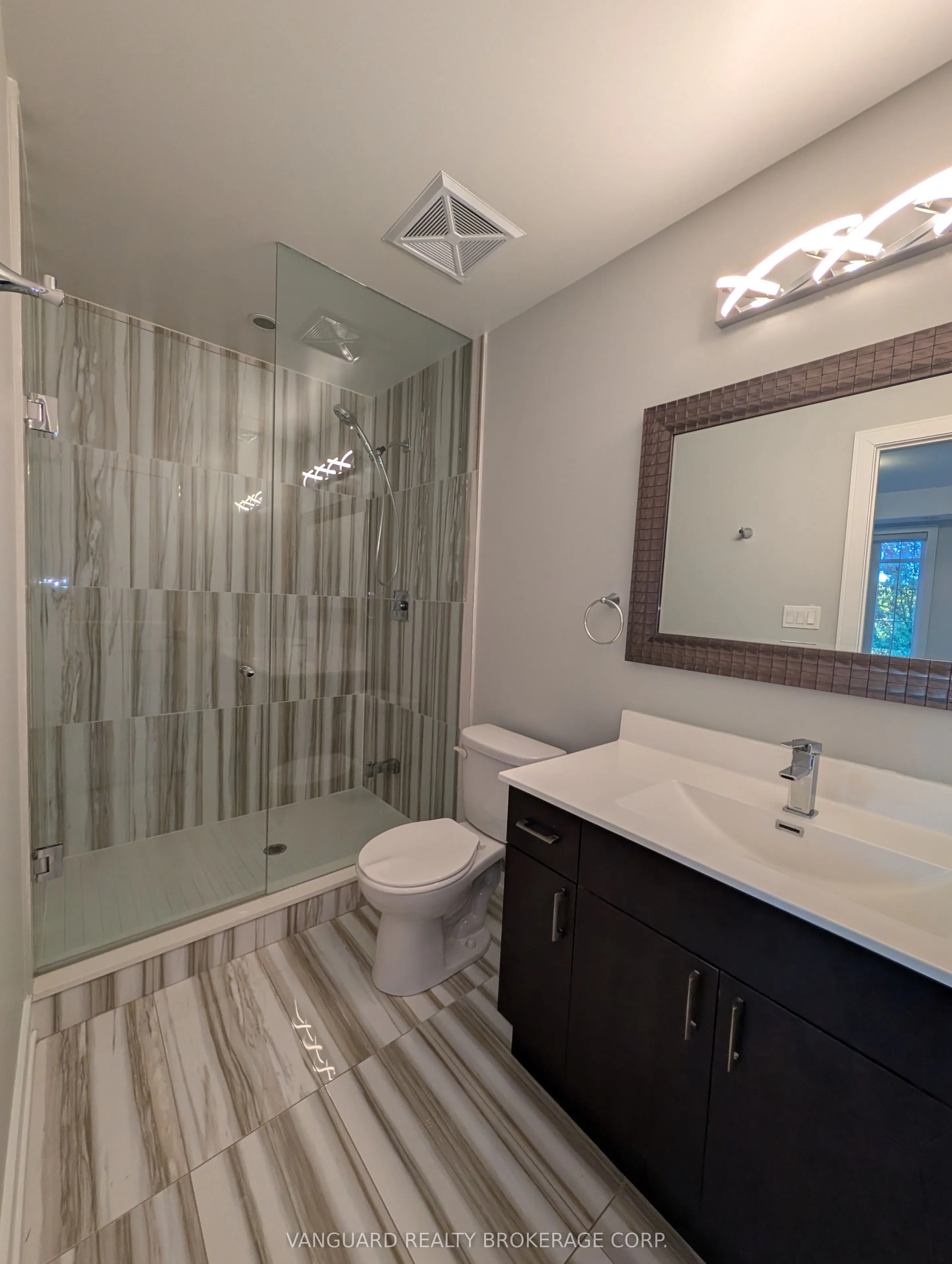 201 Pine Grove Road, #410
