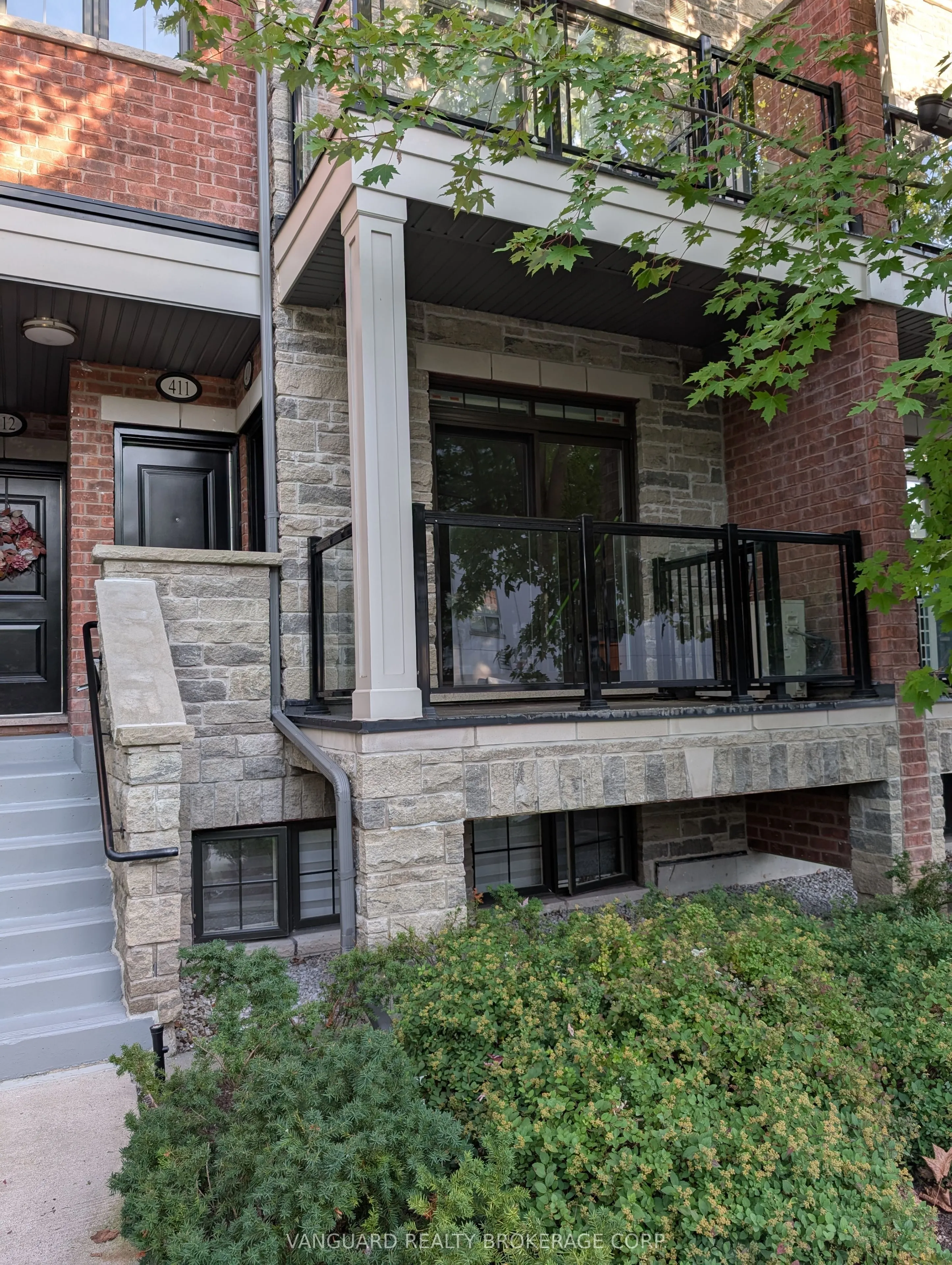 201 Pine Grove Road, #410