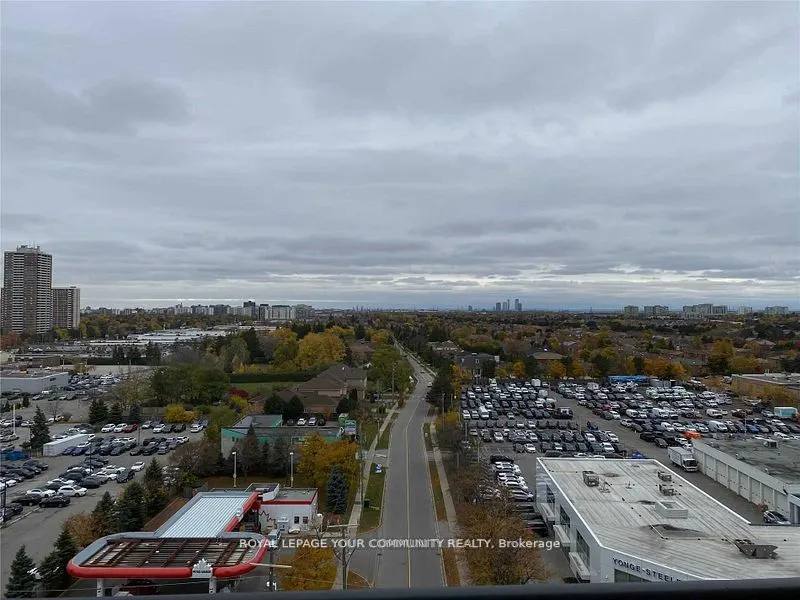 1 Grandview Avenue, #1015