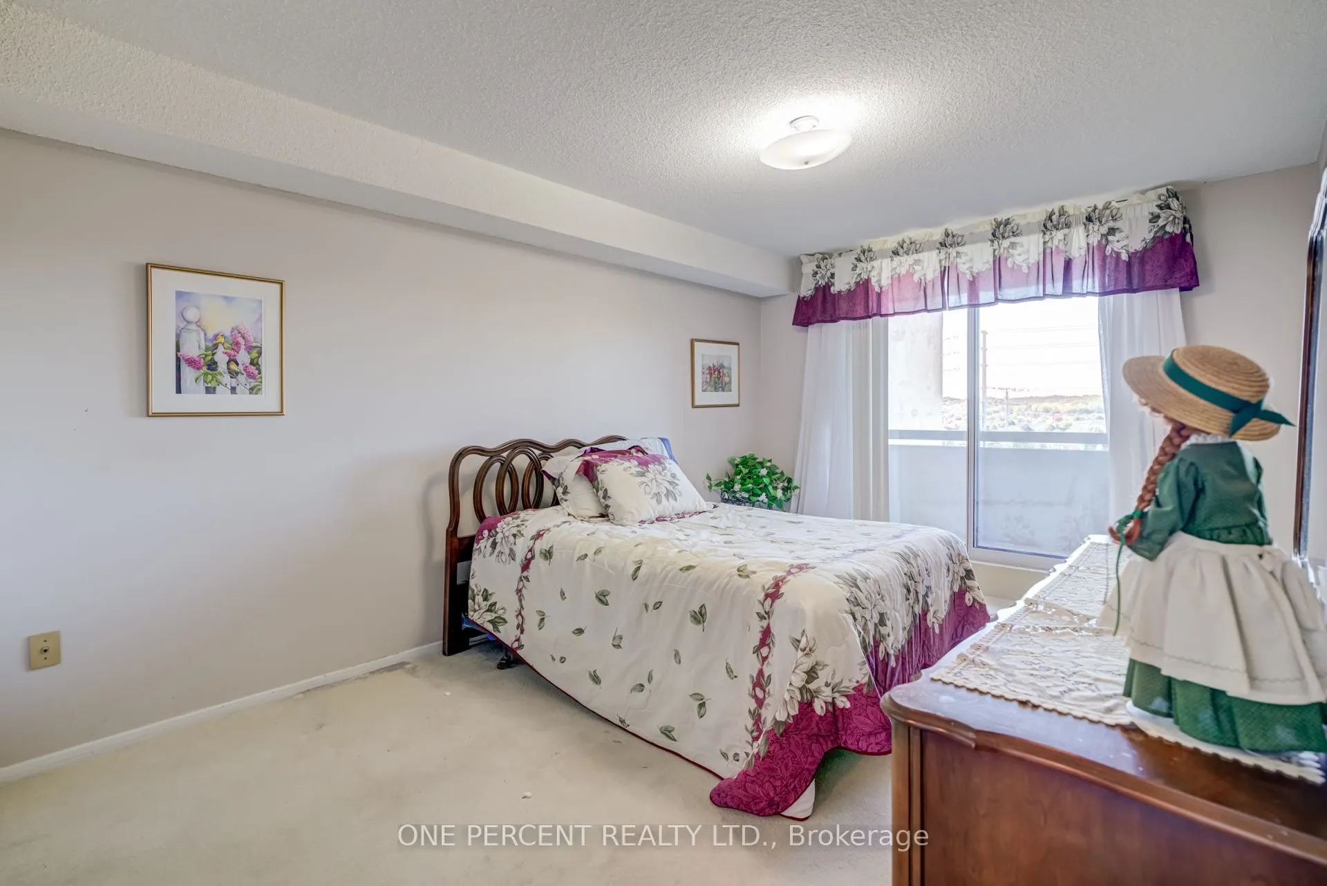 20 William Roe Boulevard, #705