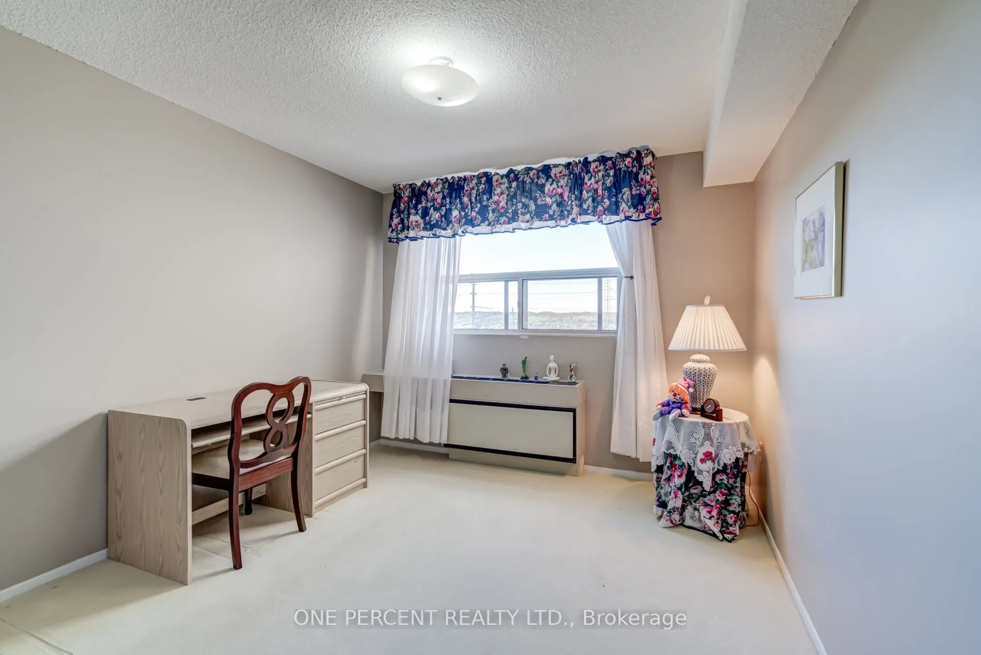 20 William Roe Boulevard, #705