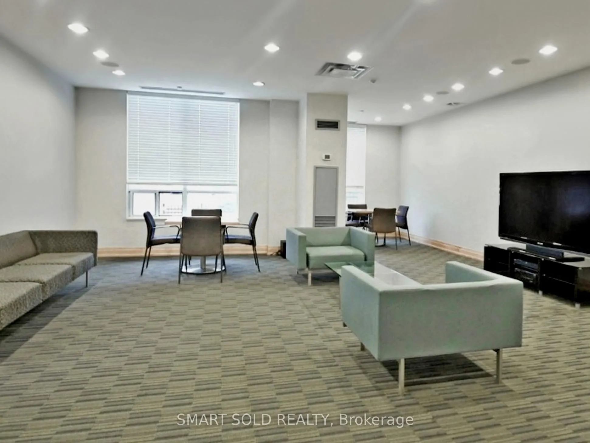 7363 Kennedy Road, #315