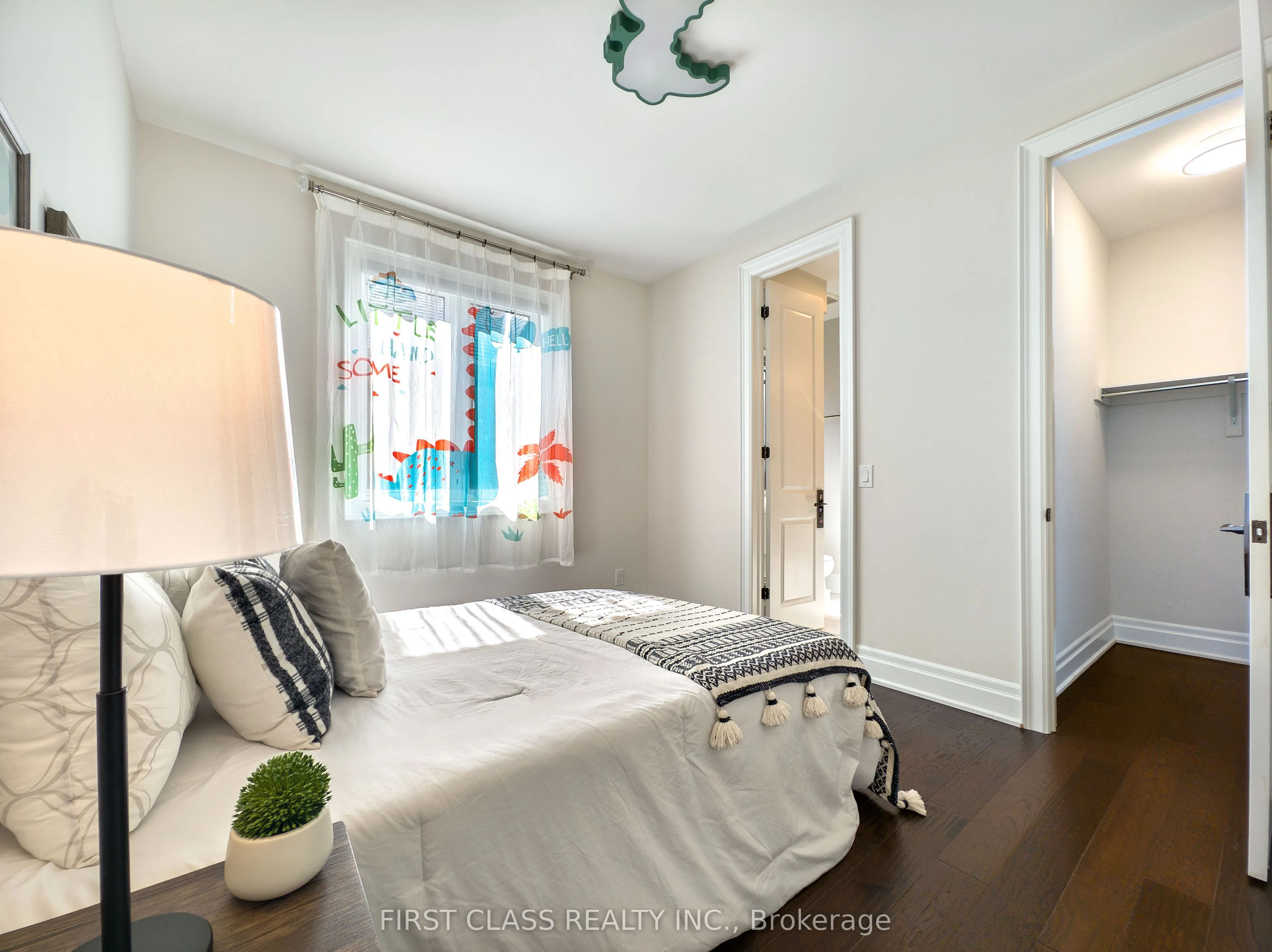 21 Rhine River Street