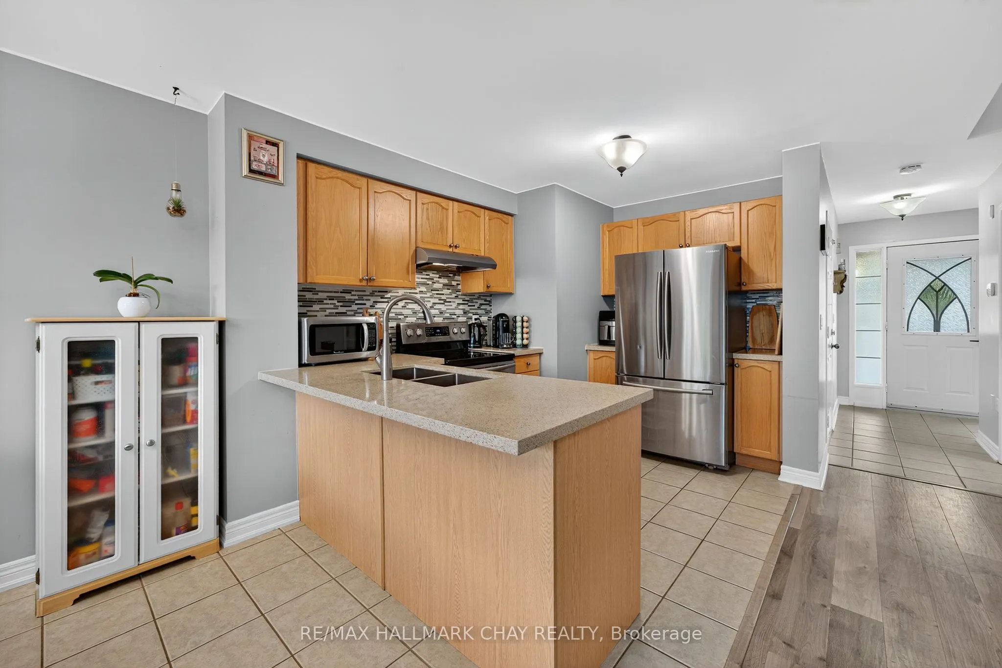 1182 Booth Avenue