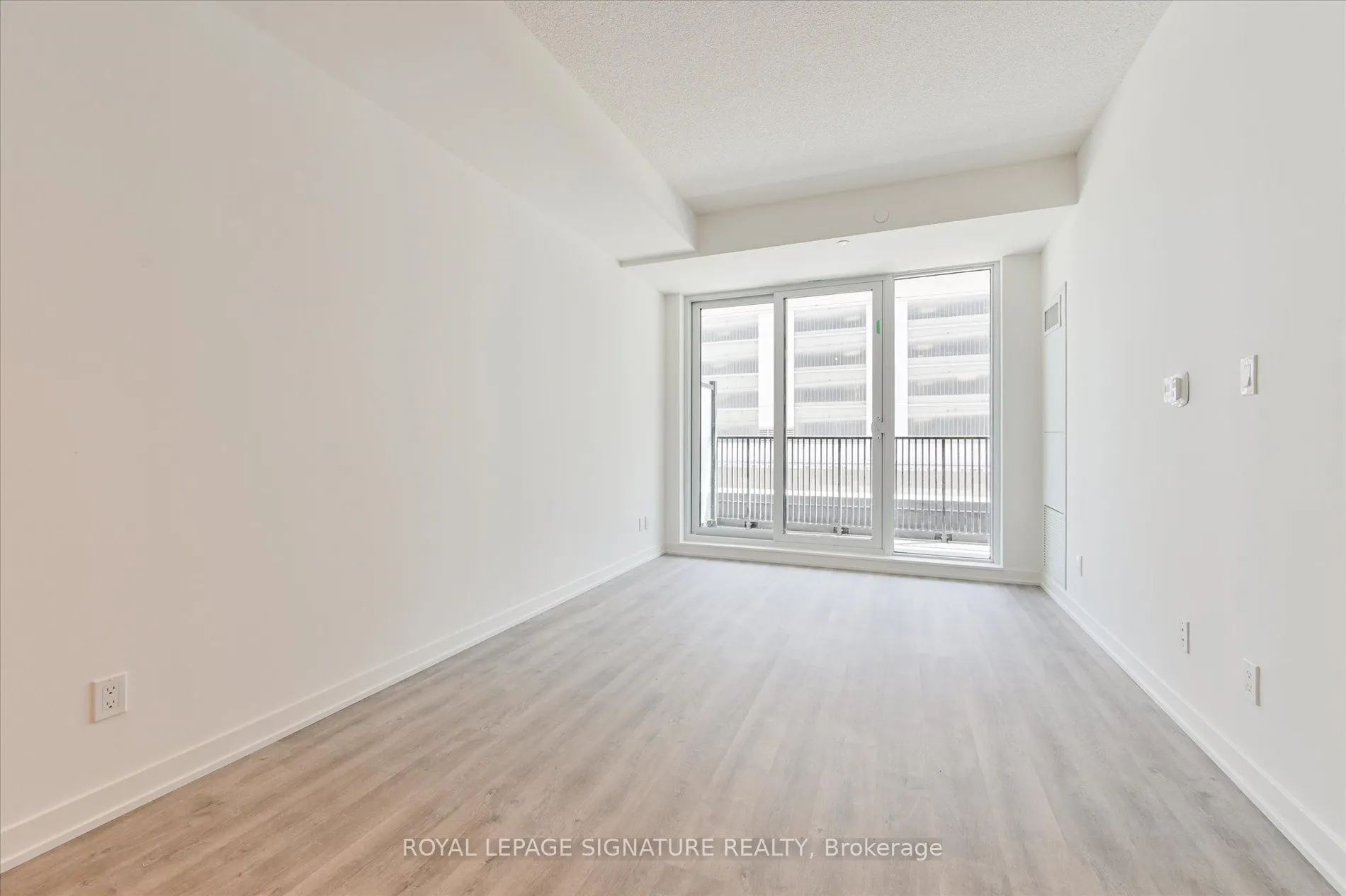 38 Simcoe Promenade, #C315