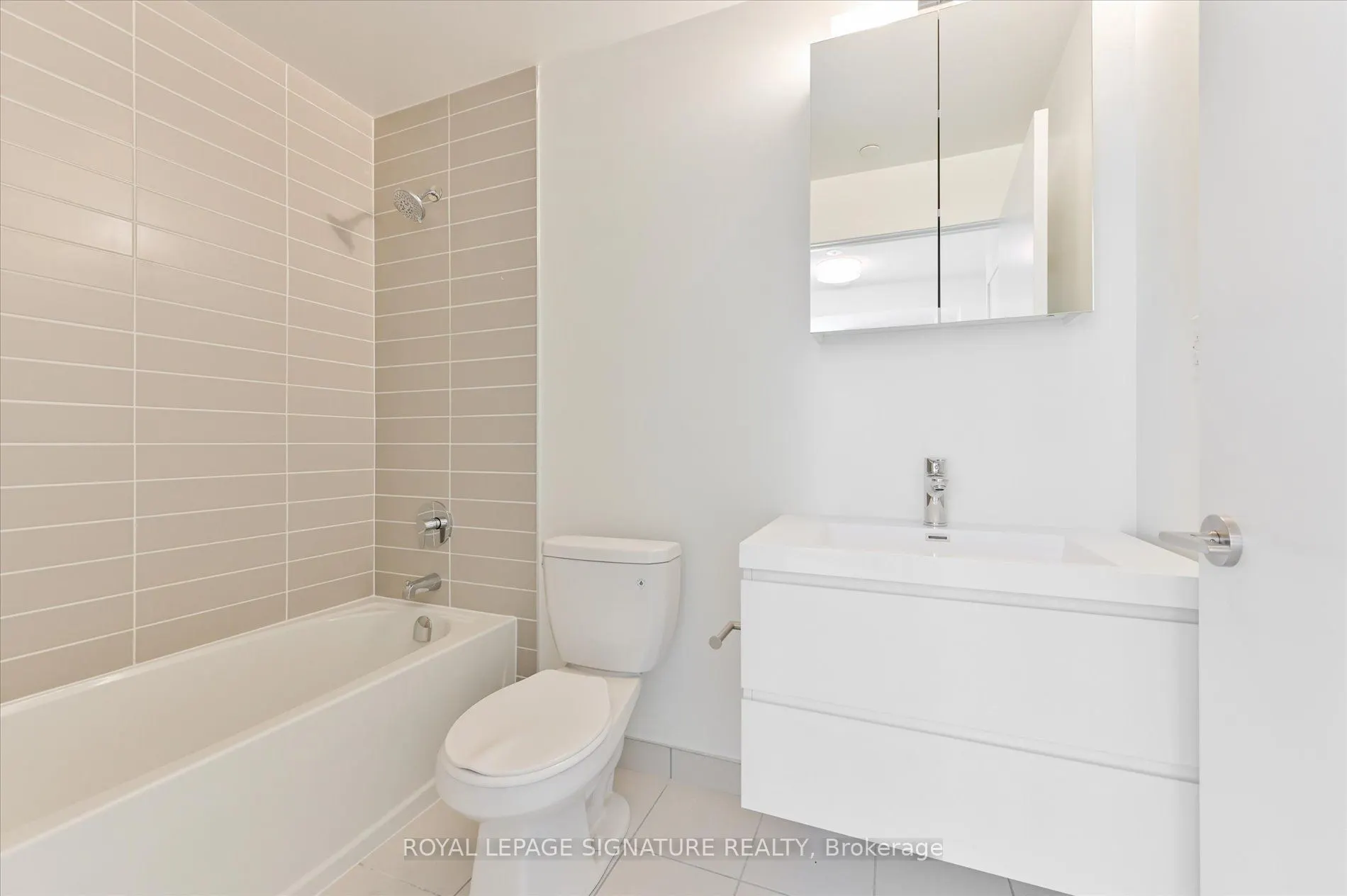 38 Simcoe Promenade, #C315