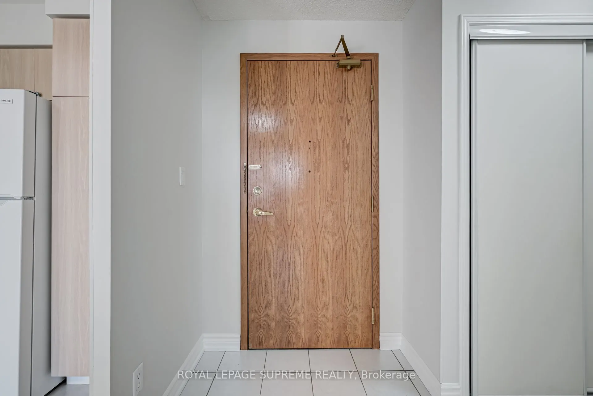 7373 Martin Grove Road, #516