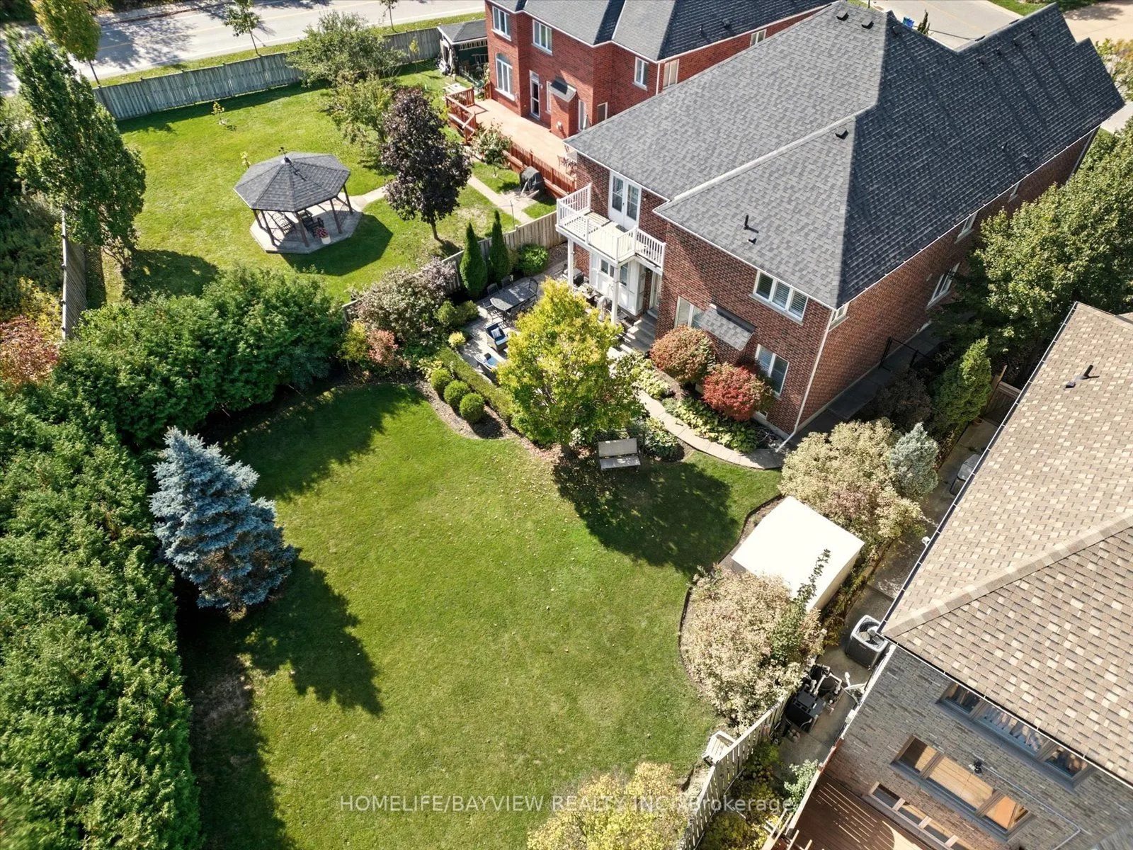 3 Crowling Court