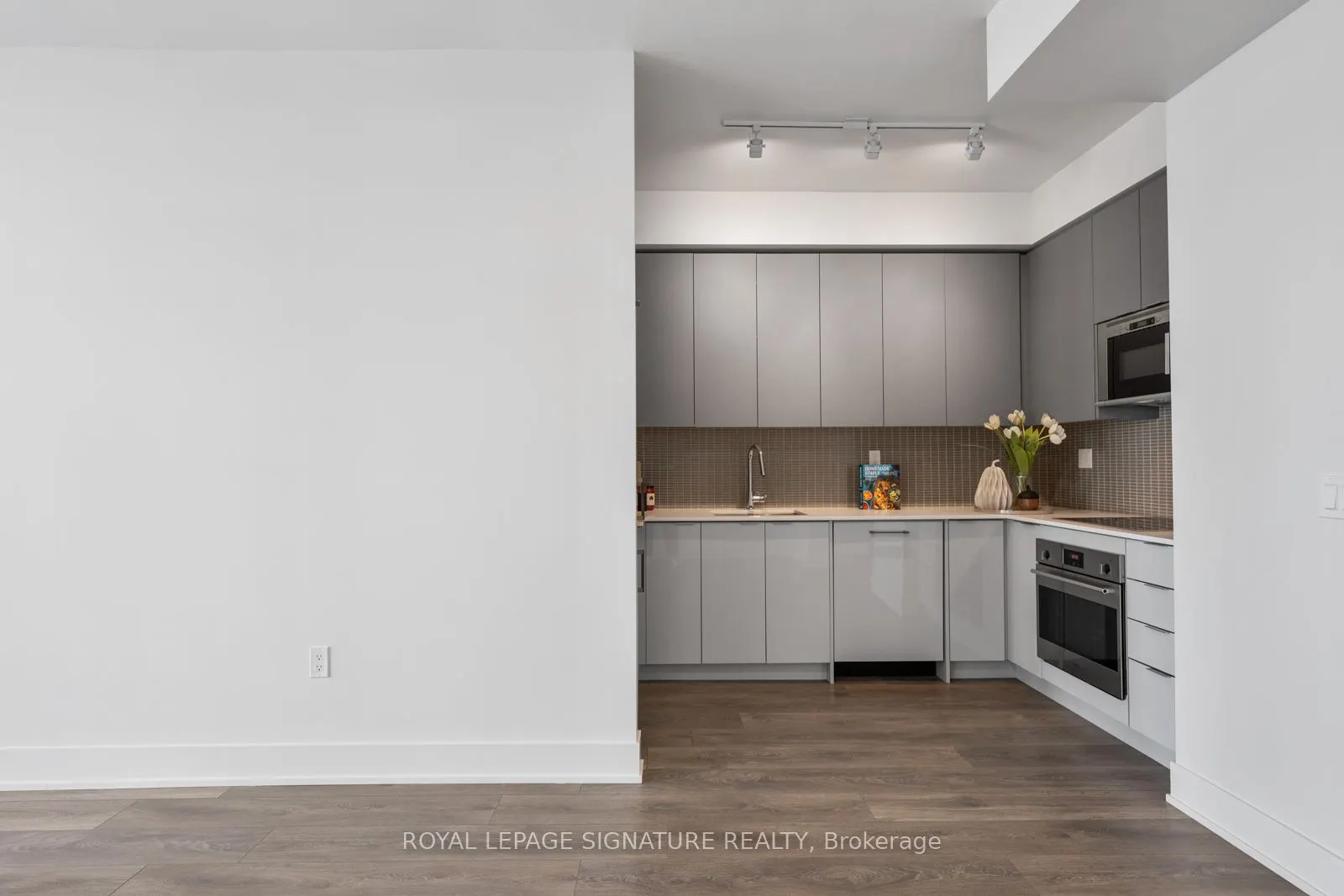 2908 Highway 7, #1104