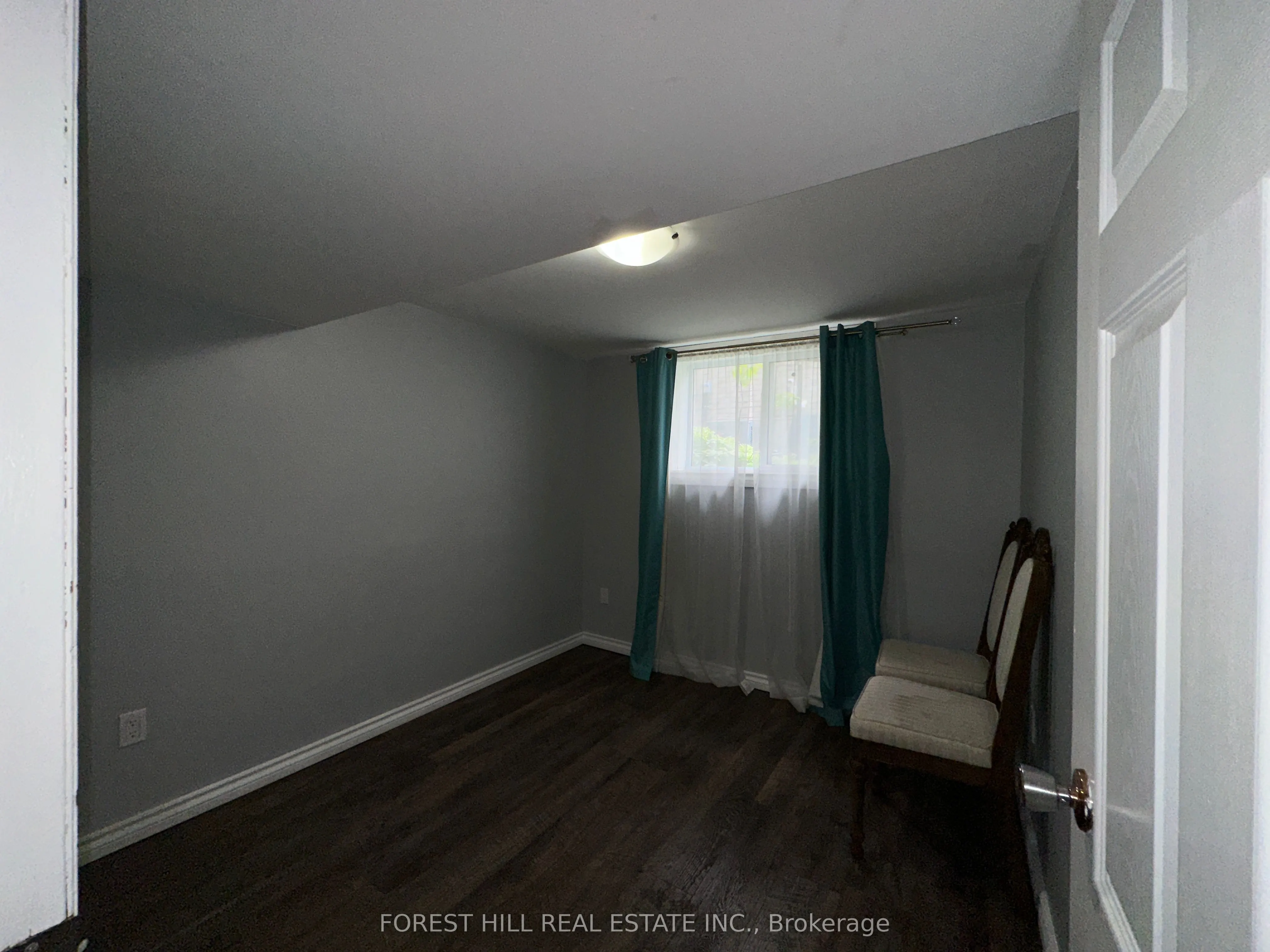 354 Britannia Avenue, #Lower