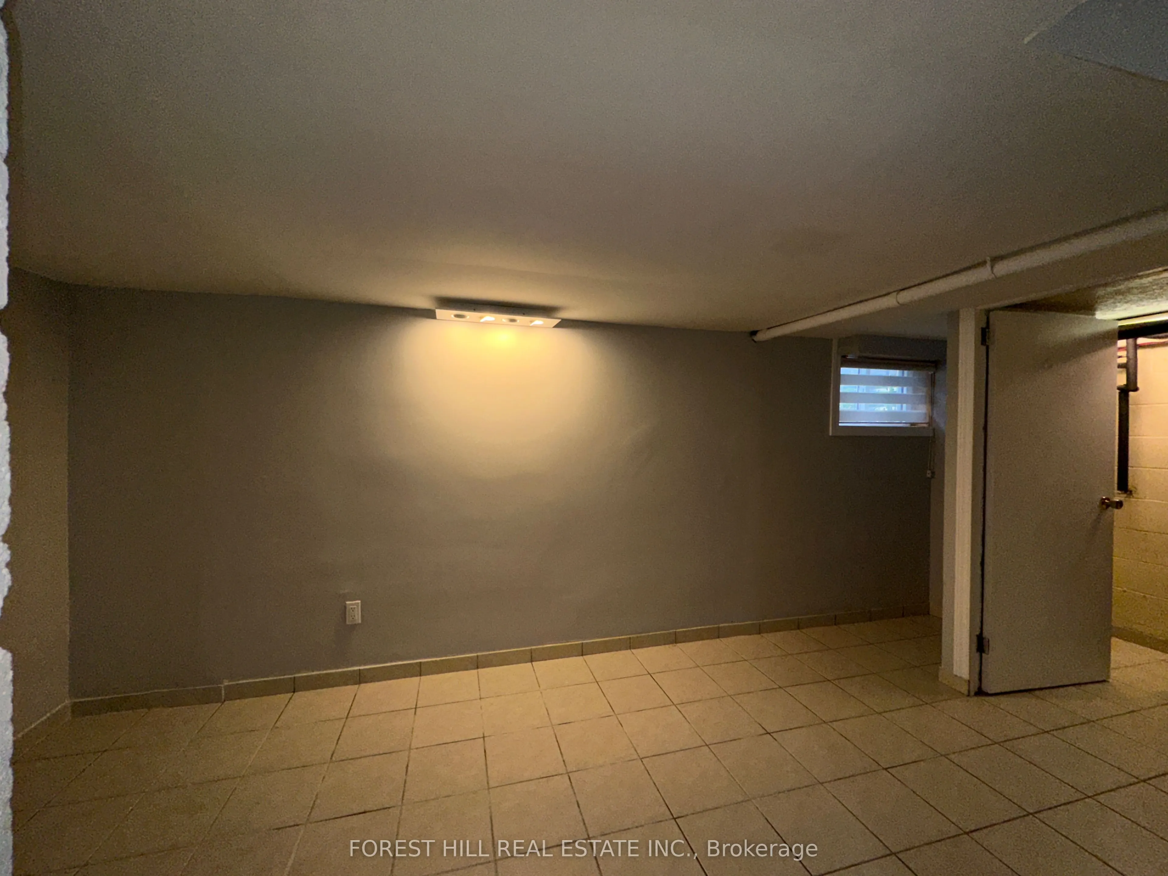 354 Britannia Avenue, #Lower