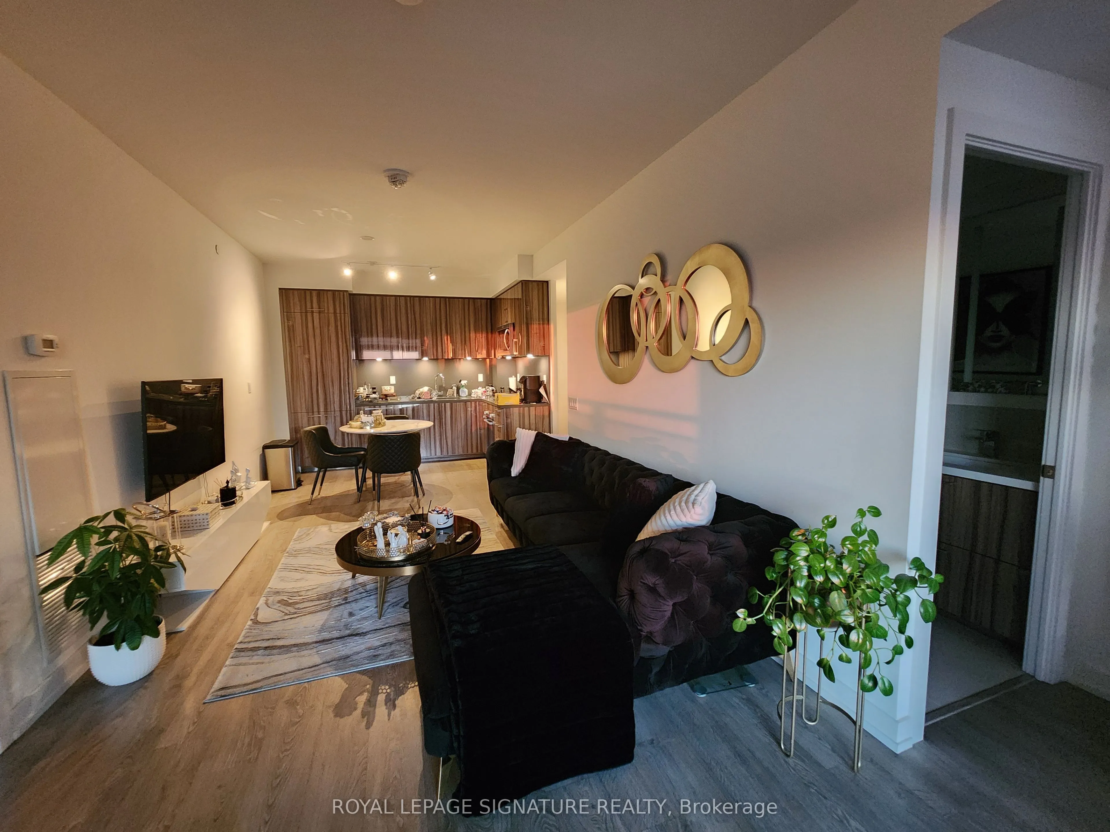 1 Grandview Avenue, #1909